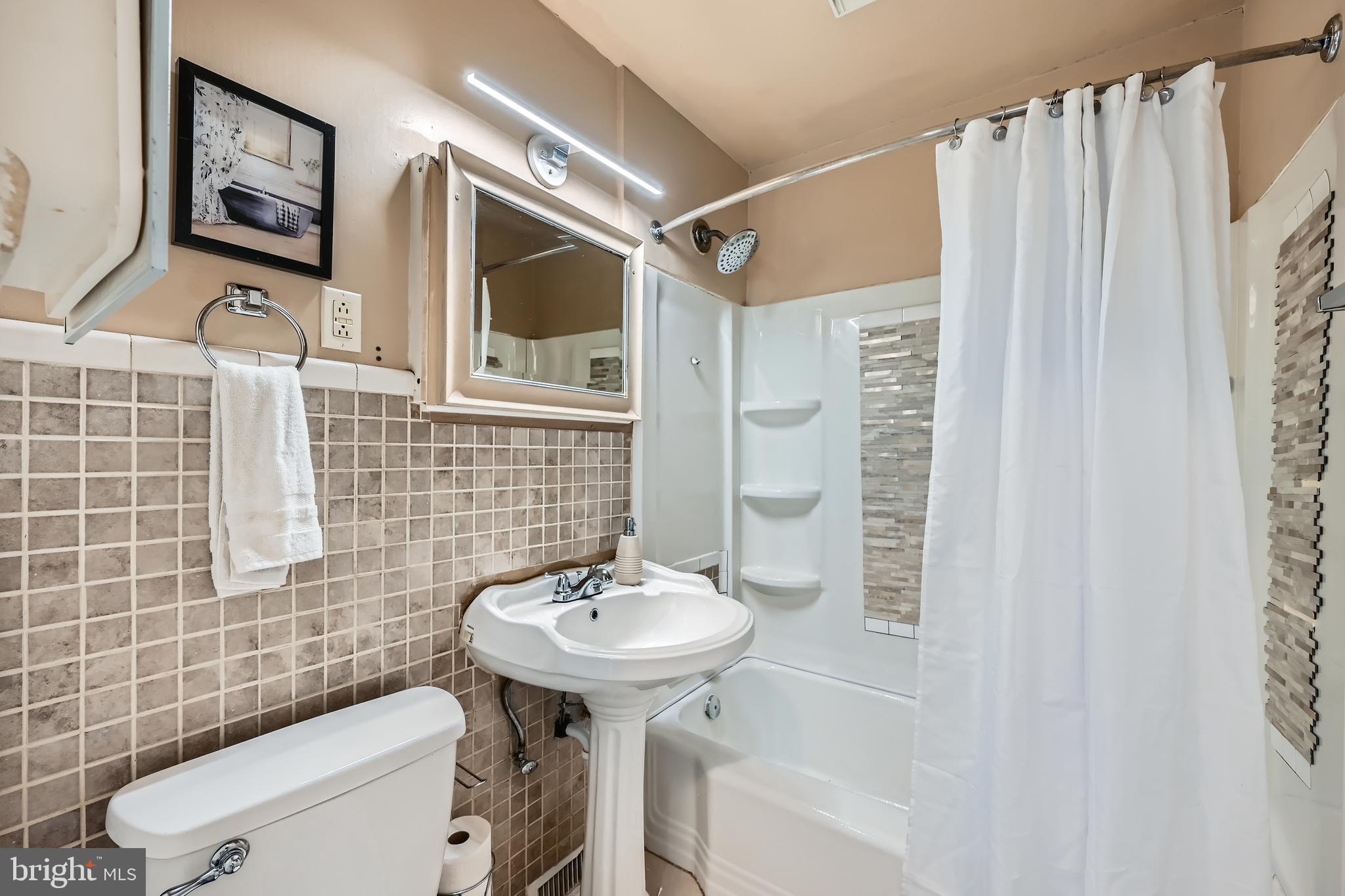WILLOW SPRING PARK - Residential