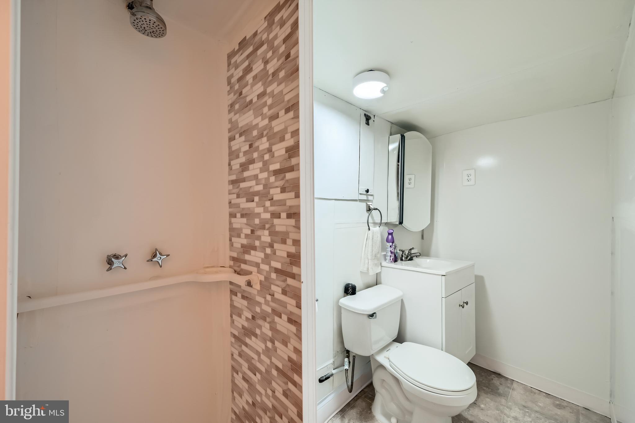 WILLOW SPRING PARK - Residential
