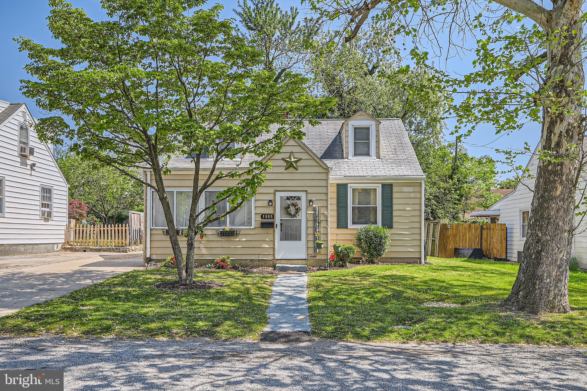 WILLOW SPRING PARK - Residential