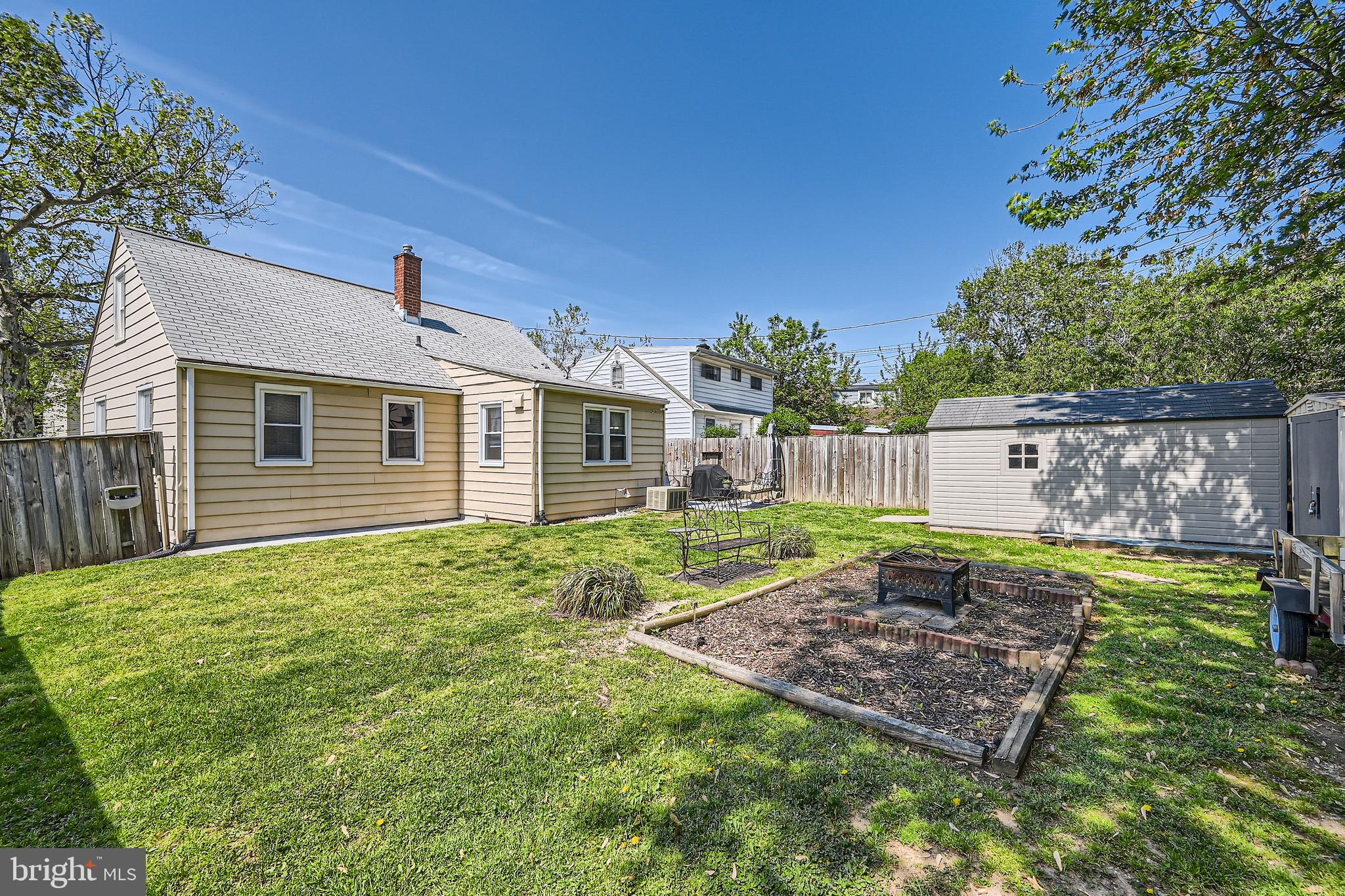 WILLOW SPRING PARK - Residential