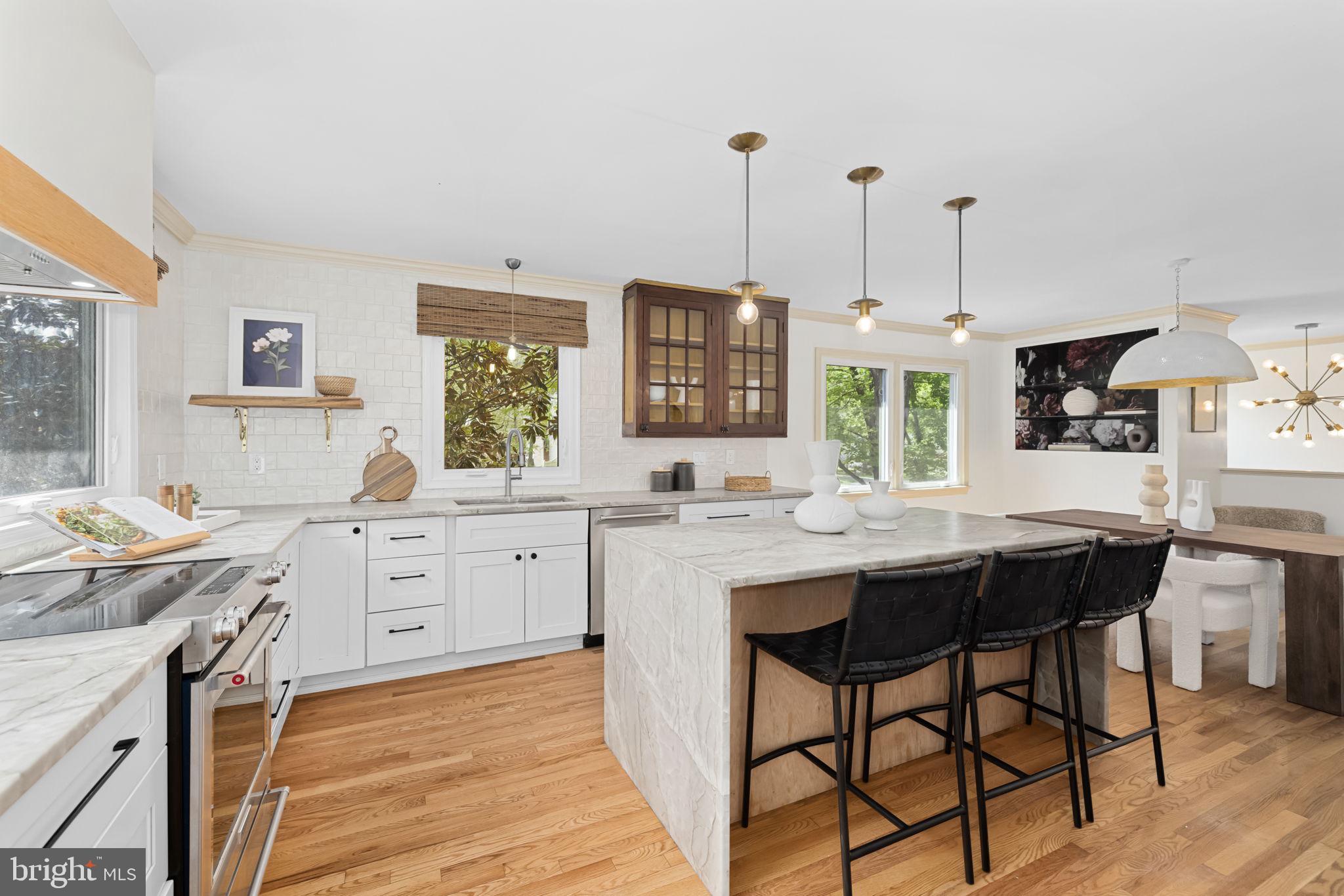 RIVER BEND ESTATES - Residential Lease