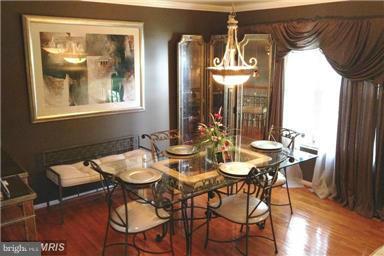 BRINKLEY PARK TOWN - Residential Lease