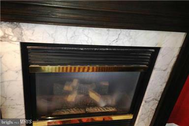 BRINKLEY PARK TOWN - Residential Lease