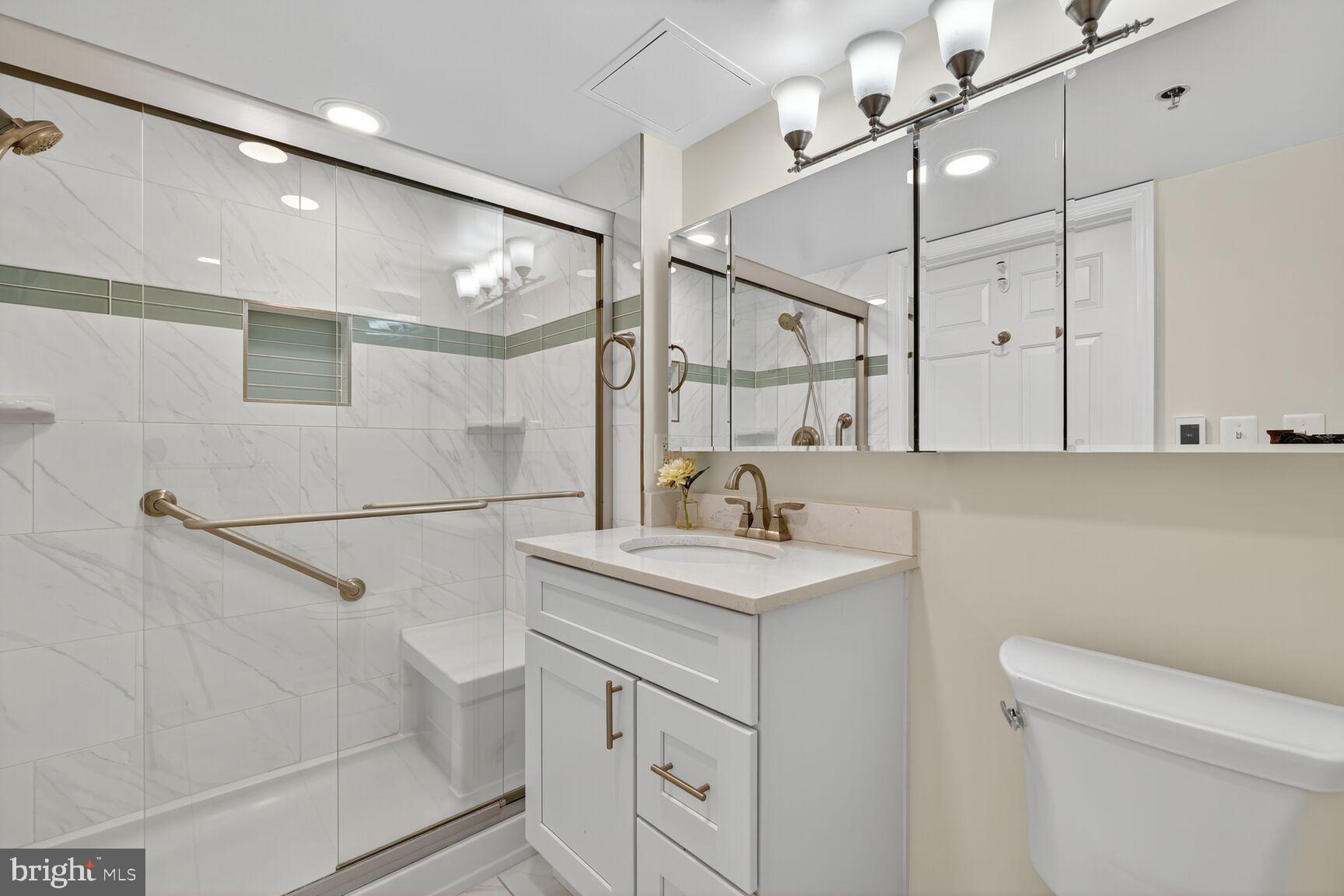 THE JEFFERSON - SUNRISE SENIOR LIVING - Residential