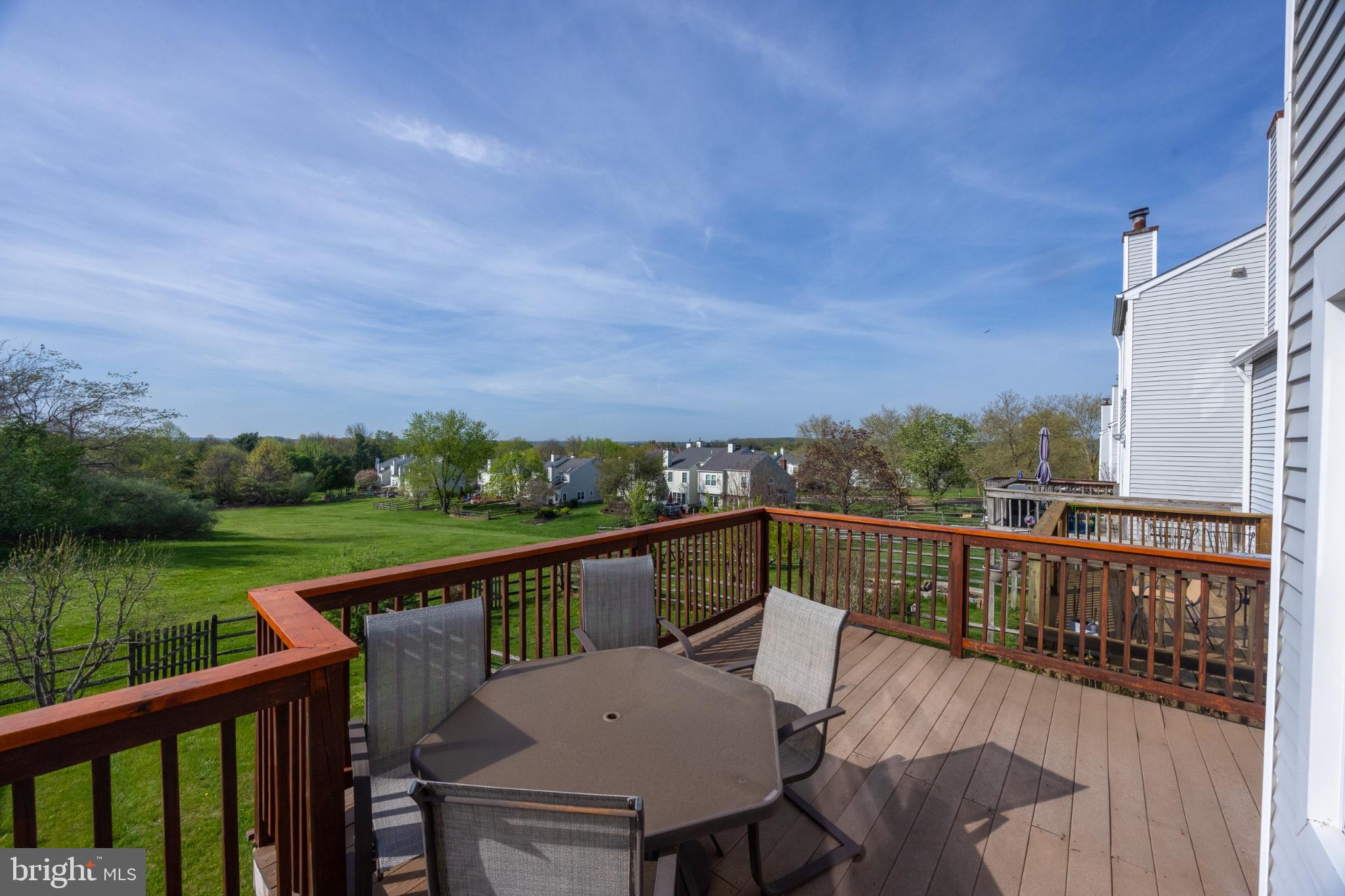 TYLER WALK - Residential