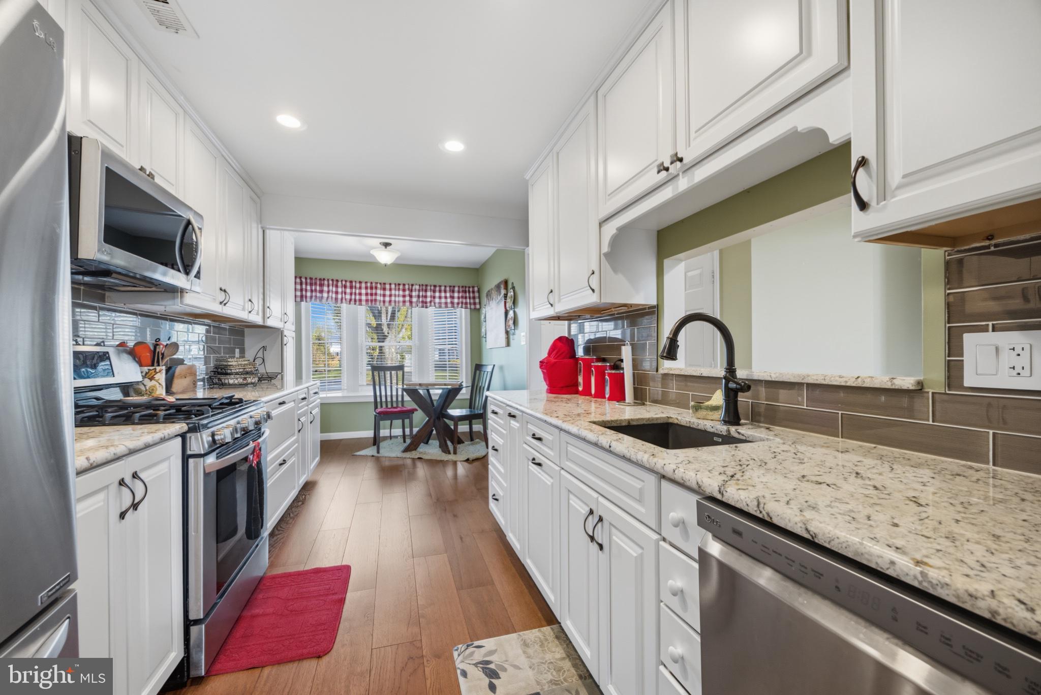 TYLER WALK - Residential