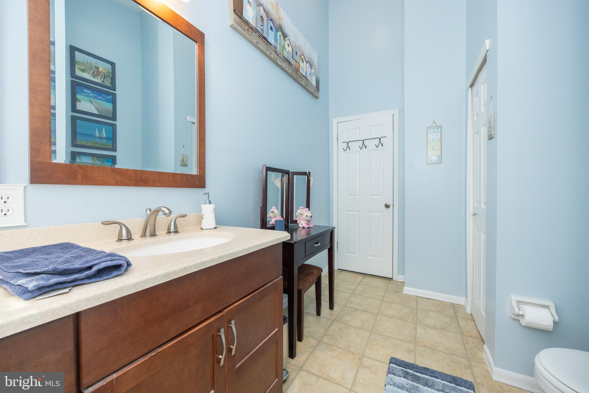 TYLER WALK - Residential