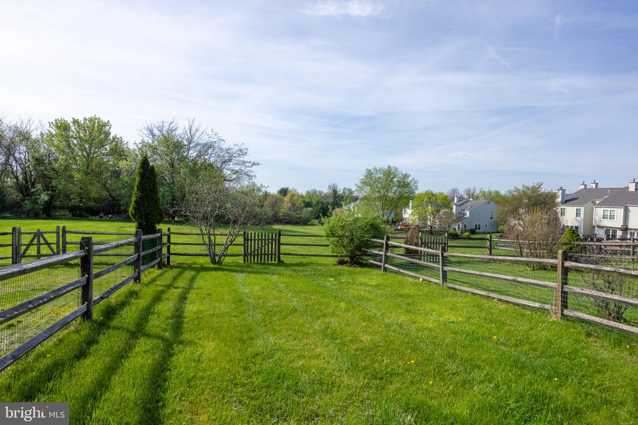 TYLER WALK - Residential