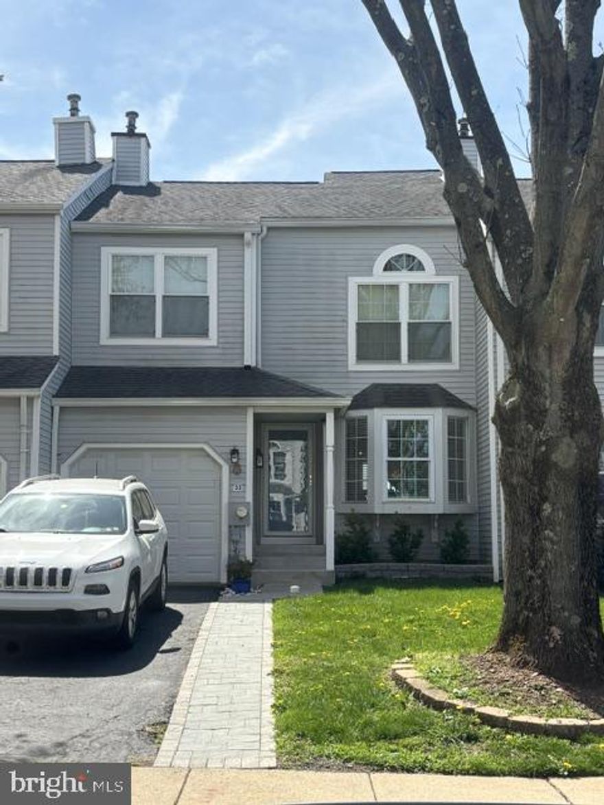 Welcome to this beautifully maintained 2-bedroom townhouse with the potential for a 3rd bedroom in the fully finished walk-out basement.
The main level features a spacious, updated eat-in kitchen complete with granite countertops and stainless steel appliances, seamlessly flowing into the dining room and a stunning great room with cathedral ceilings and a cozy fireplace. Step out onto the rear deck and take in the breathtaking, expansive views of Bucks County—perfect for relaxing evenings and enjoying picturesque sunsets.
The lower level offers a fully finished space with walk-out sliders to a fenced-in backyard that backs to open space, providing privacy and tranquility. A separate room, currently used as an office, offers flexibility as a potential third bedroom.
Upstairs, you’ll find a generously sized primary suite with soaring ceilings, an en-suite bathroom. A convenient laundry area. A second bedroom and full hall bath complete the upper level.
Located just minutes from Newtown Borough and close to a nearby park, this move-in ready home combines comfort, style, and an unbeatable setting.