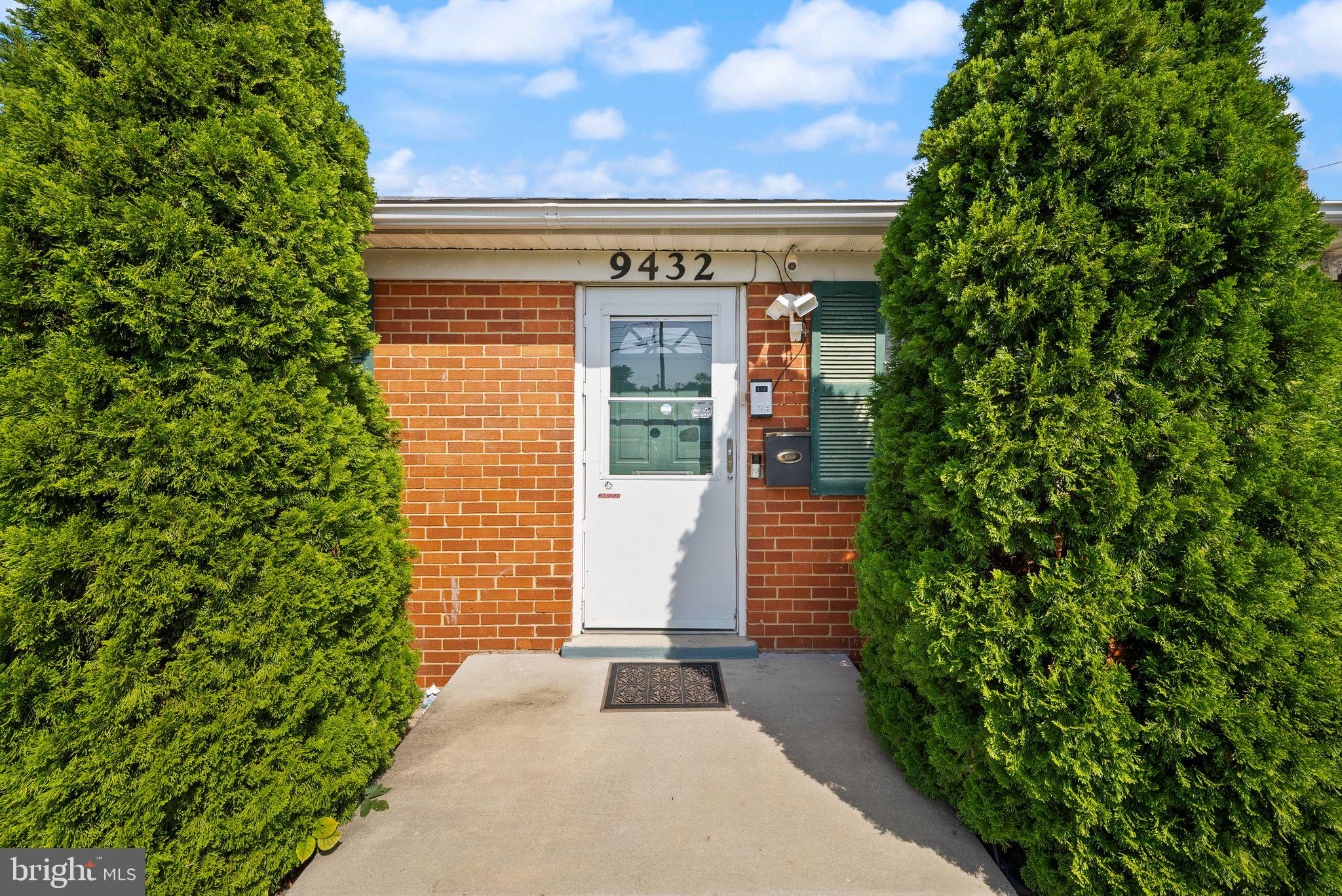 9432 KING GEORGE