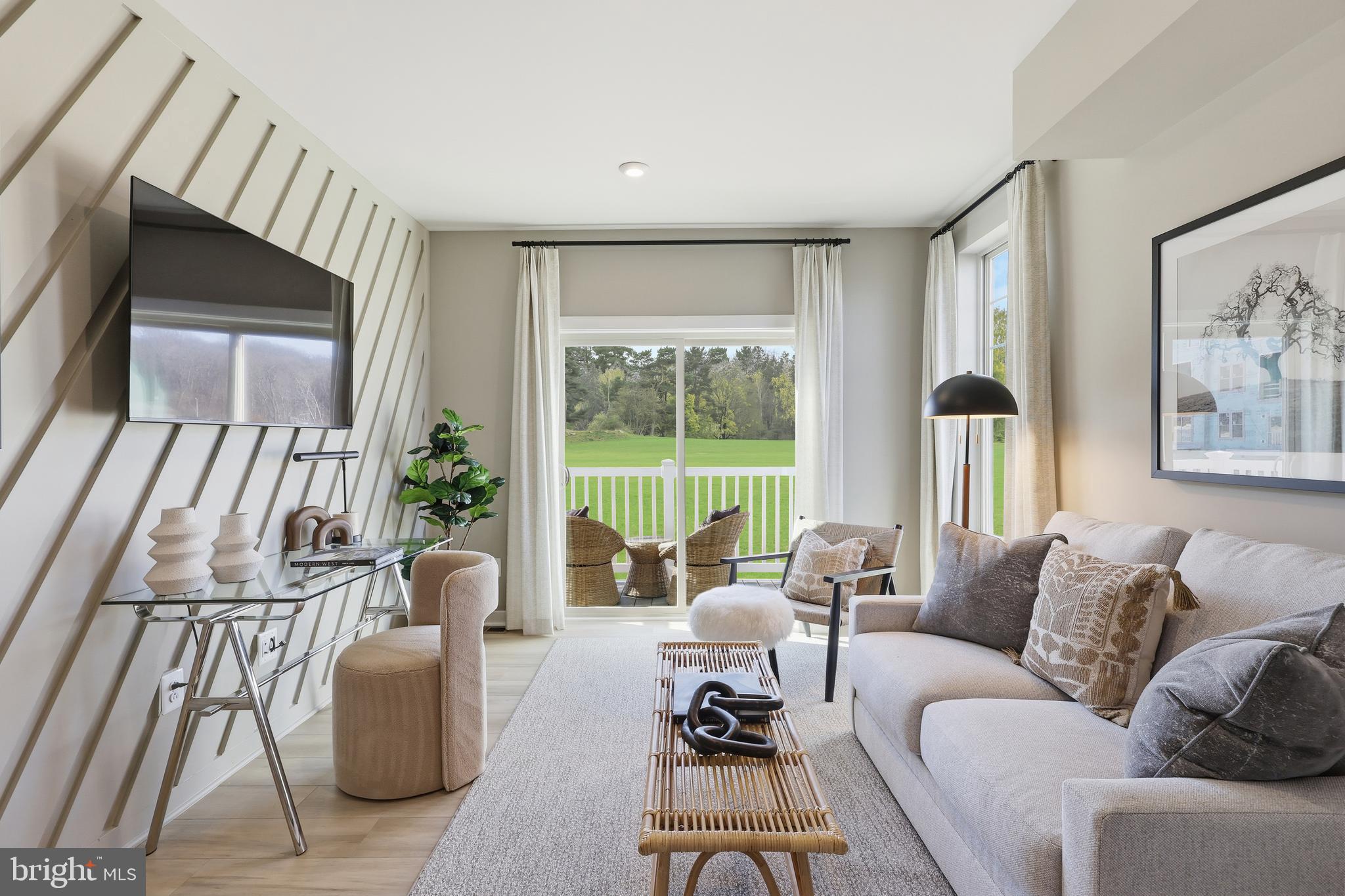 POTOMAC SHORES - Residential