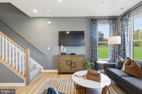 Tiny photo for 17636 Hawkins Lane, DUMFRIES, VA 22026 (MLS # VAPW2116158)
