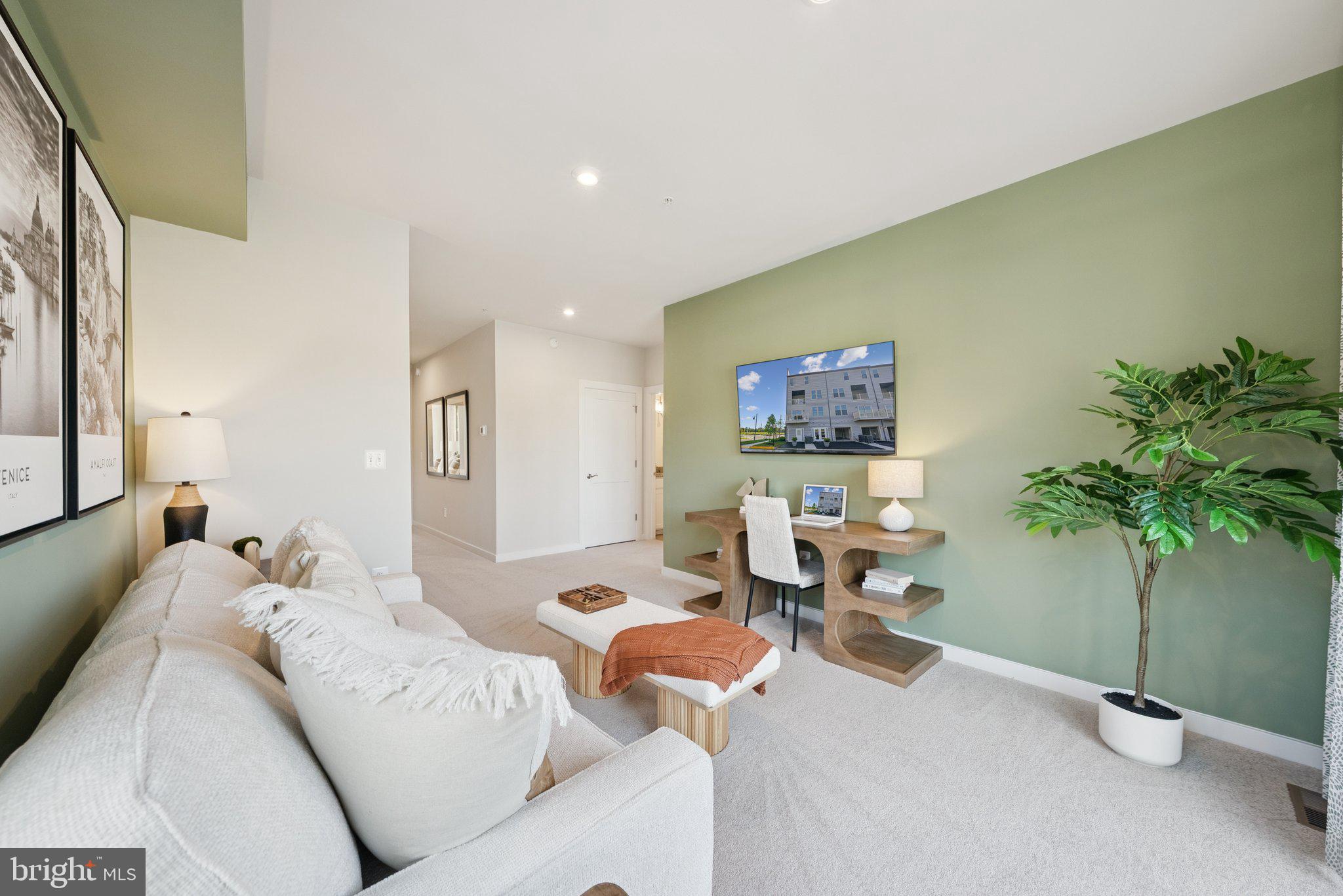POTOMAC SHORES - Residential