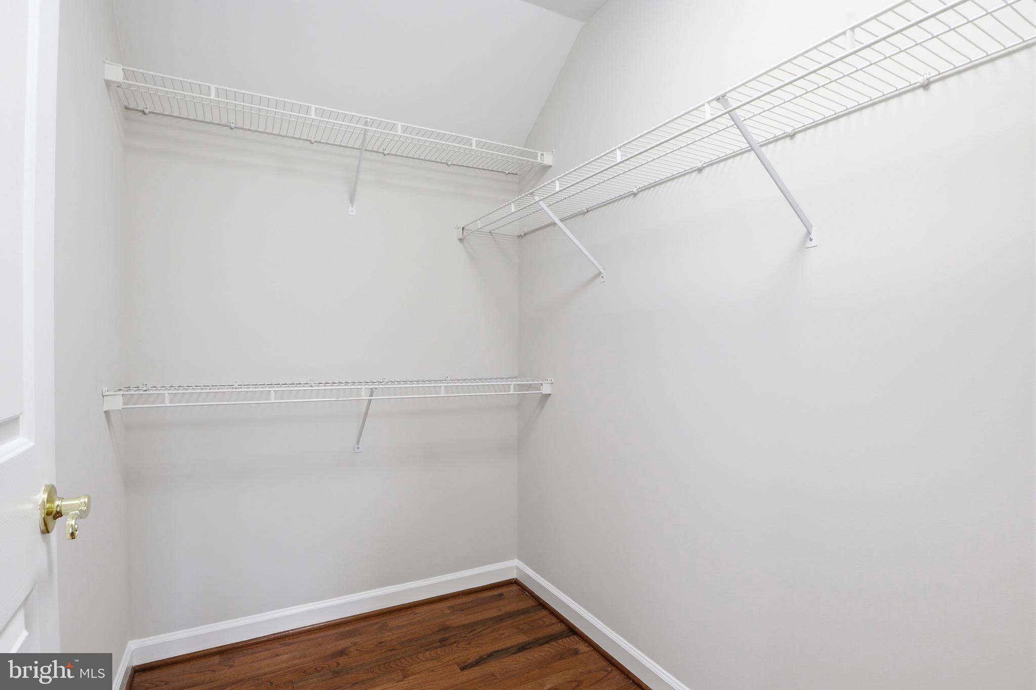 POTOMAC OAKS - Residential