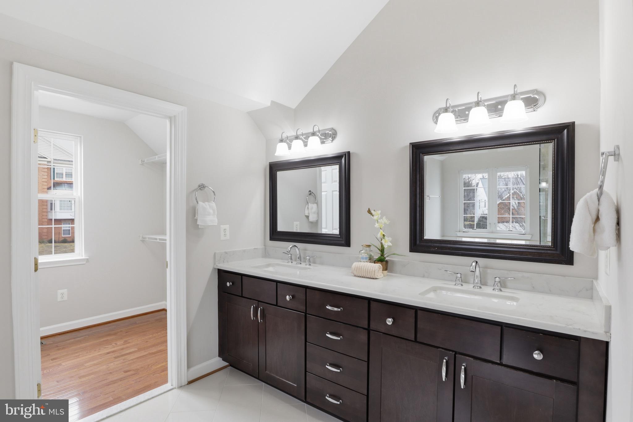 POTOMAC OAKS - Residential