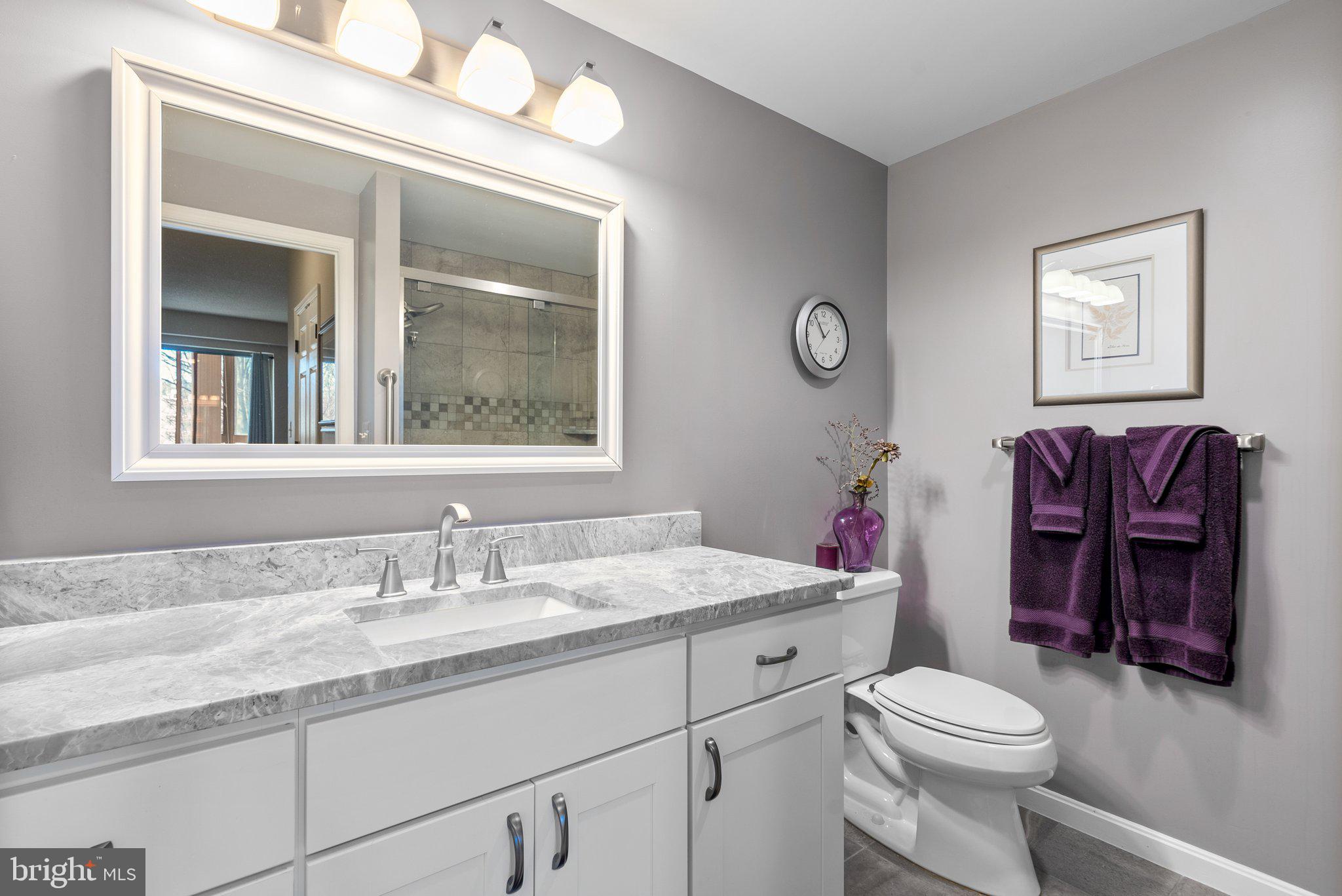 CREEKSIDE AT LEISURE WORLD - Residential