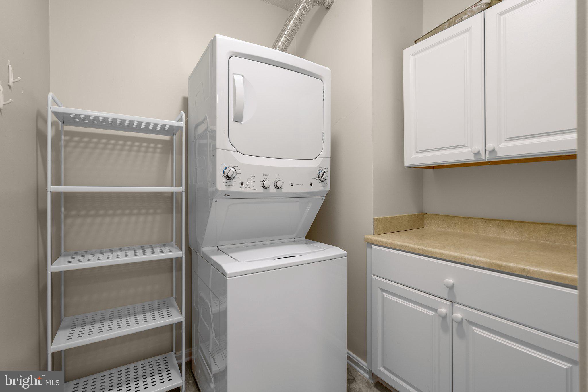 CREEKSIDE AT LEISURE WORLD - Residential