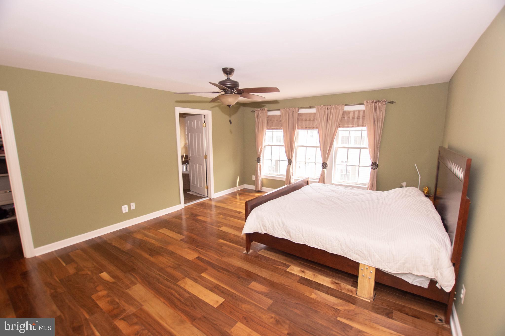 NORTHRIDGE VILLAGE - Residential Lease