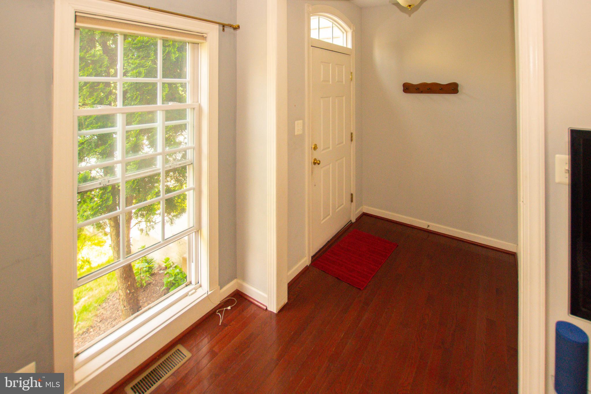 NORTHRIDGE VILLAGE - Residential Lease