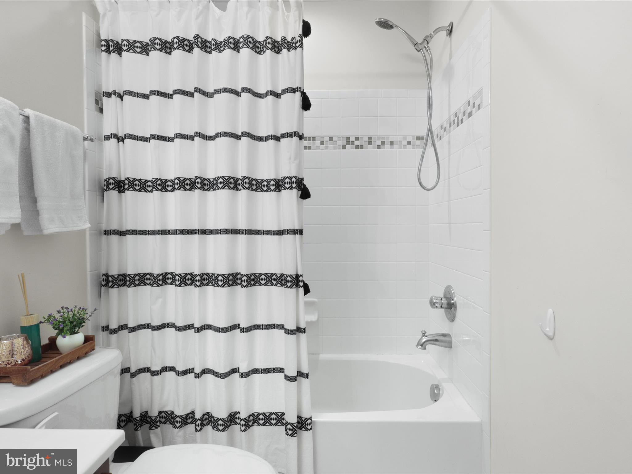 BRAMBLETON LANDBAY 1 - Residential