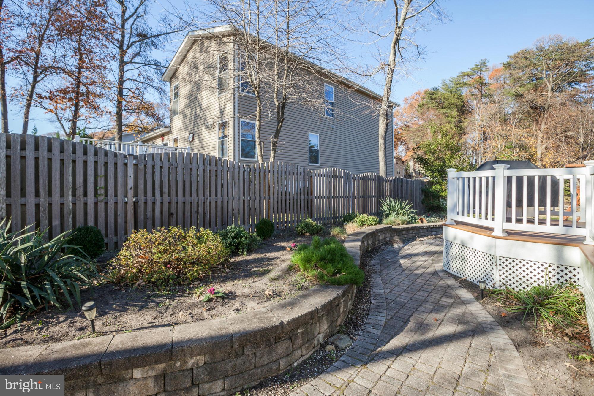 BRIGHTVIEW WOODS - Residential