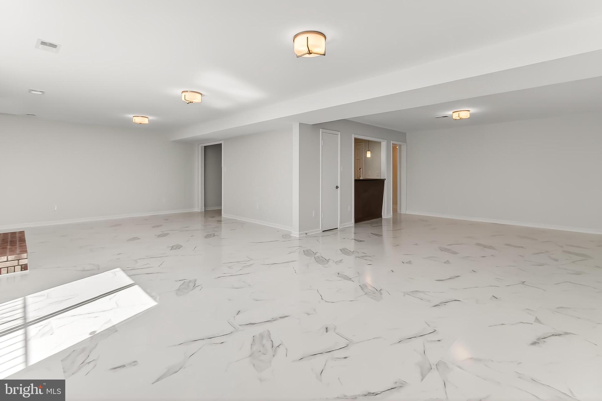 EVERMAY - Residential Lease