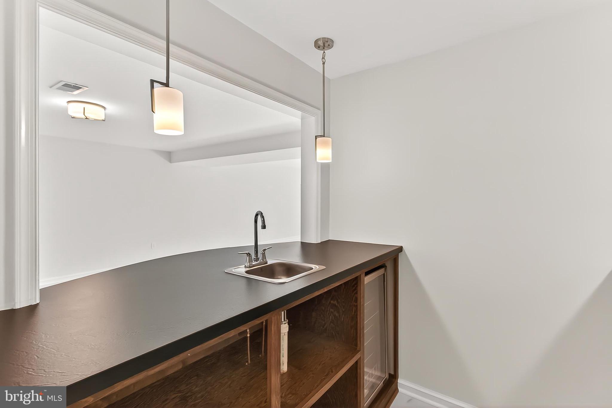 EVERMAY - Residential Lease