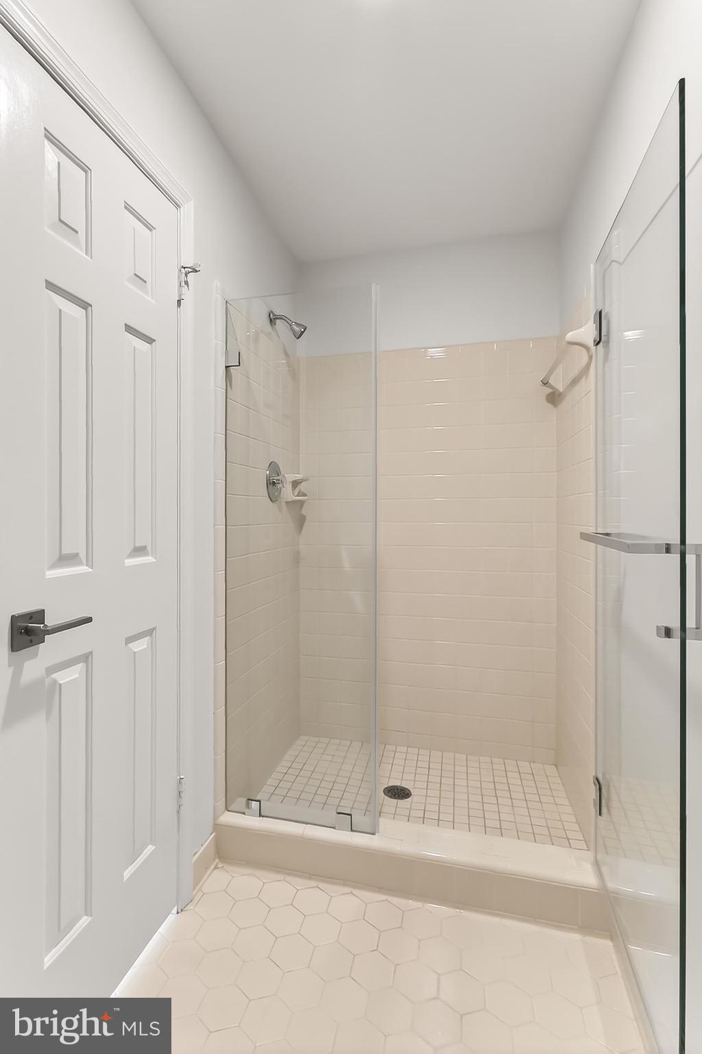 EVERMAY - Residential Lease