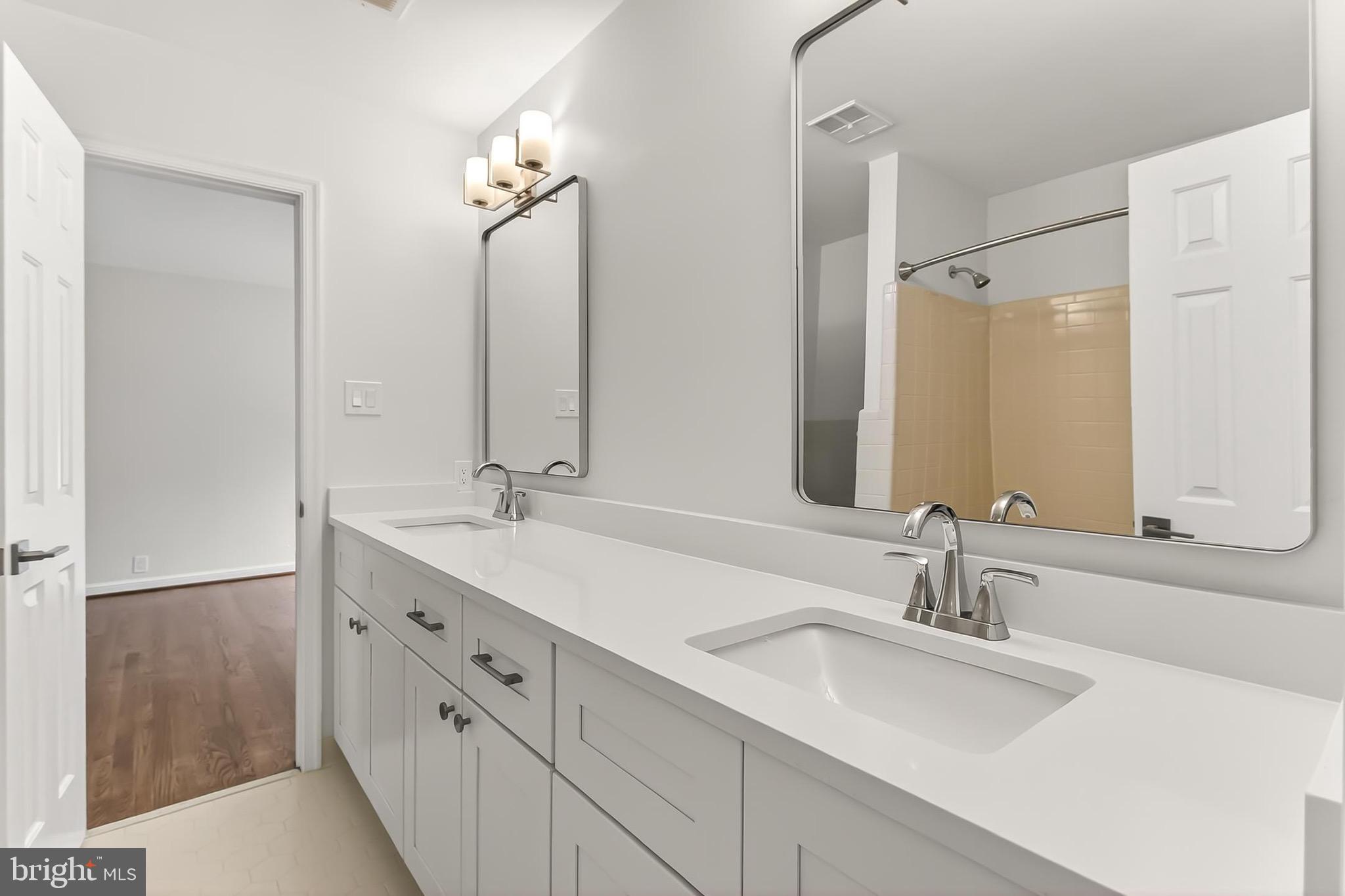 EVERMAY - Residential Lease