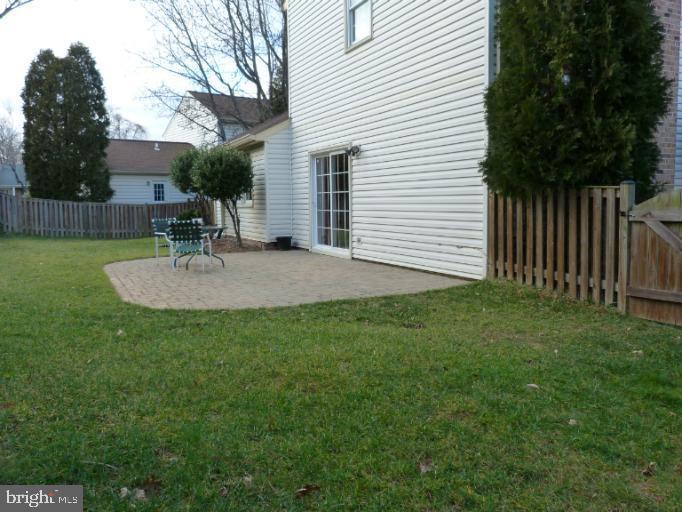 SILENTREE OF TYSONS - Residential Lease