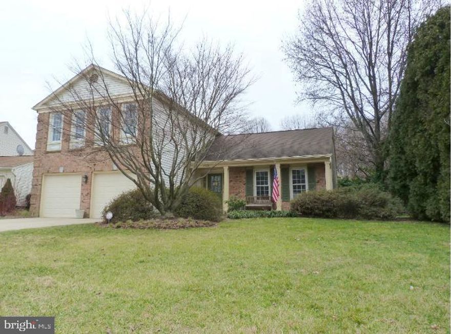 Beautifully Maintained Home on a Quiet Cul-de-Sac in the Heart of Tysons
This sun-filled home features an open layout with four spacious bedrooms on the upper level, all with gleaming hardwood floors, and two full bathrooms. The main level offers a formal living room, dining room, kitchen, and a breakfast area that opens to a large family room with a wood-burning fireplace—leading to a private, scenic backyard that's perfect for relaxing or entertaining.
The fully finished basement includes a full bathroom and cozy Berber carpet. An oversized garage with built-in shelves and a long driveway provides ample parking and leads to the private cul-de-sac.
Ideally located just a short drive from the Metro, I-495, I-66, and all the shops and restaurants that Tysons has to offer.
A must-see home—schedule your visit today!