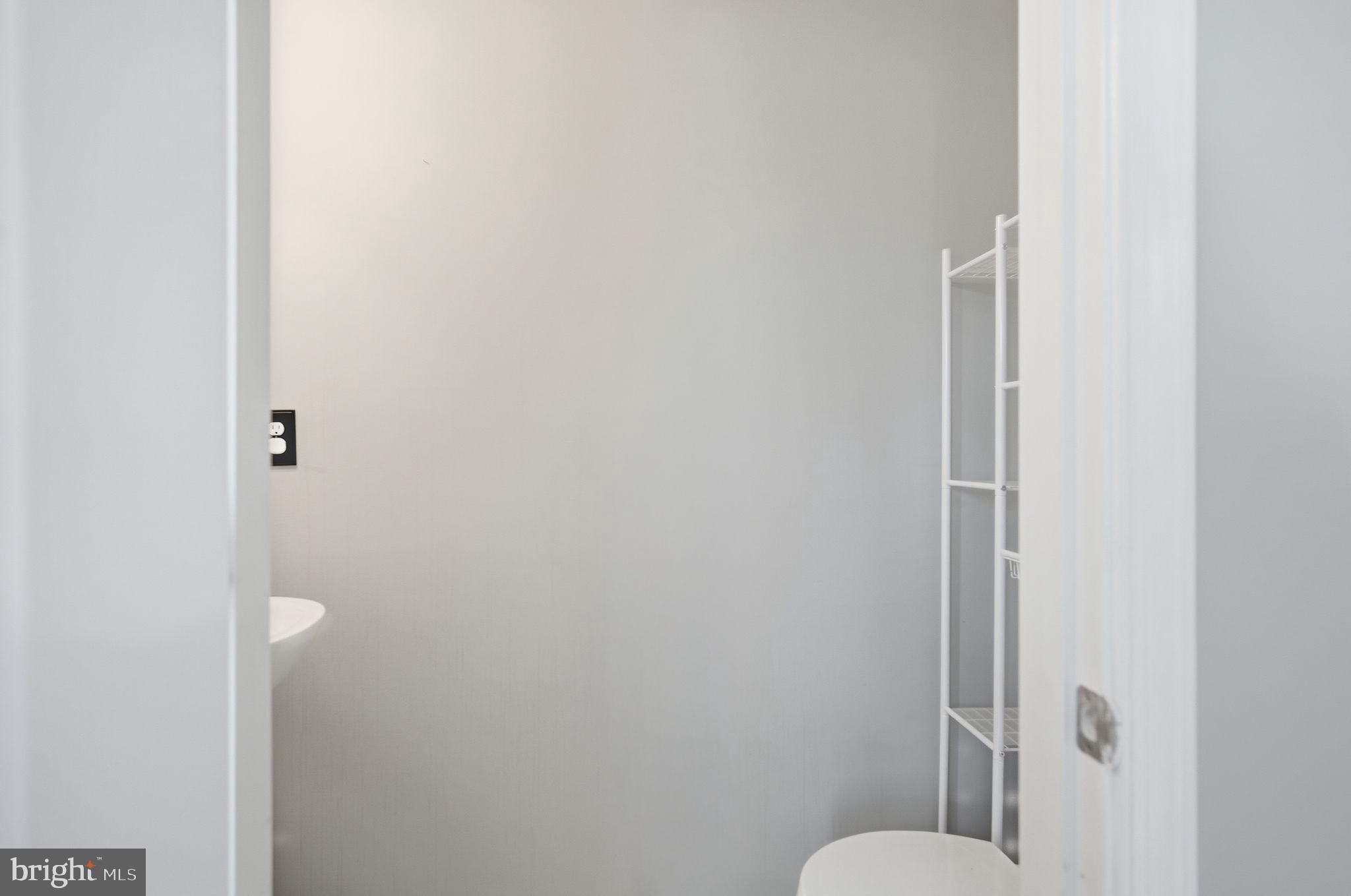 BRIAR RUN - Residential Lease