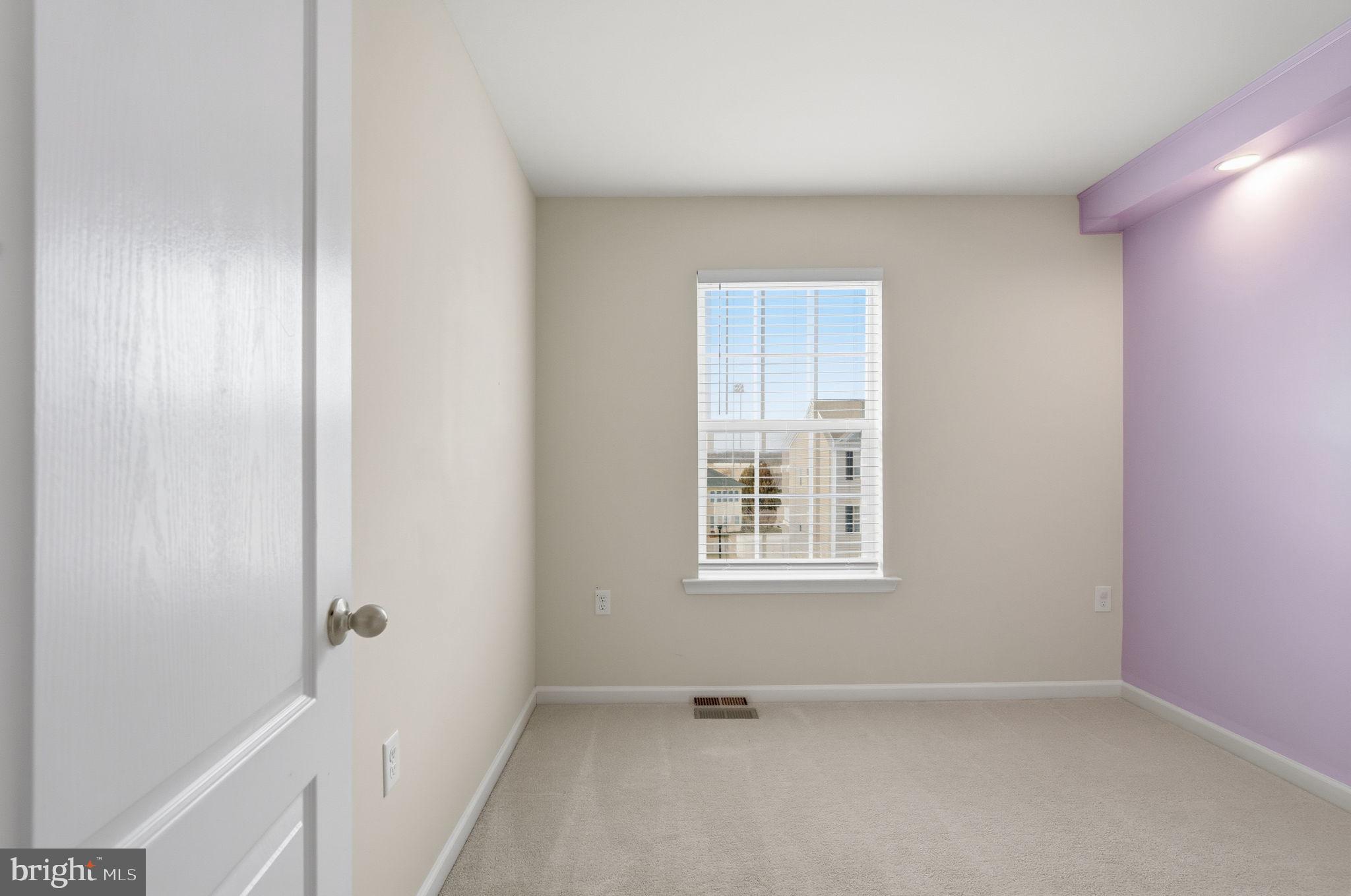 BRIAR RUN - Residential Lease