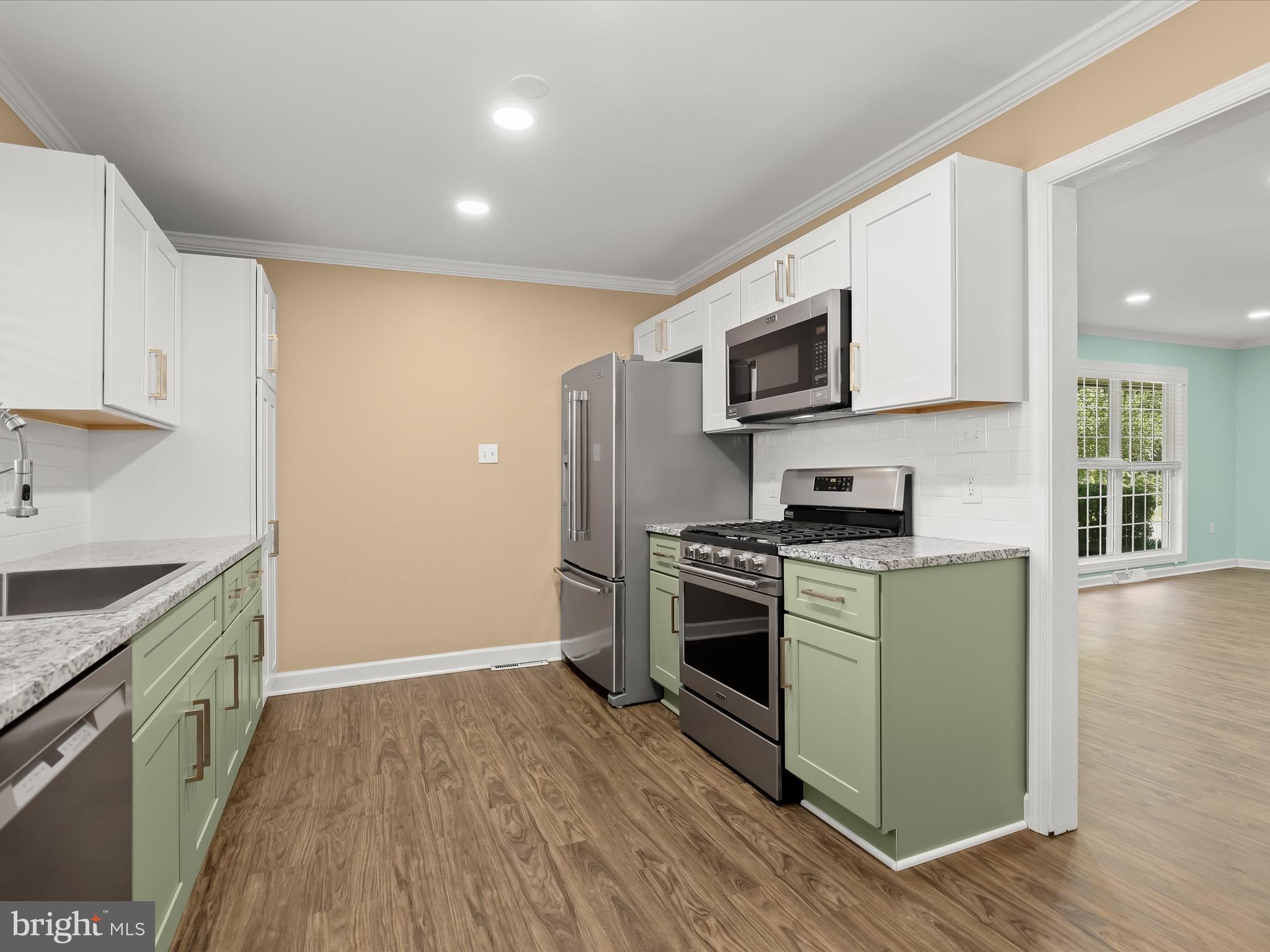 SUTER CIRCLE - Residential