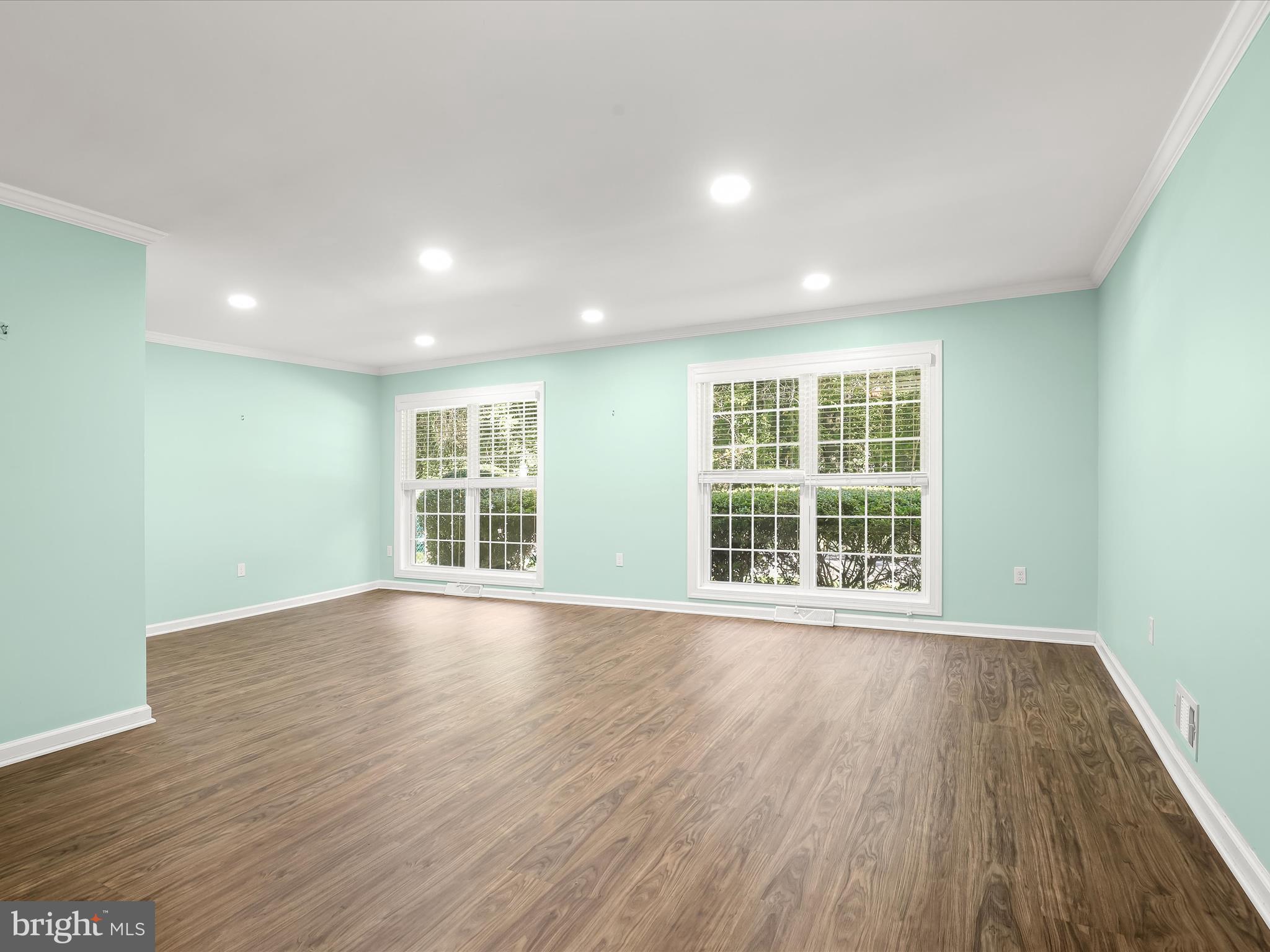 SUTER CIRCLE - Residential