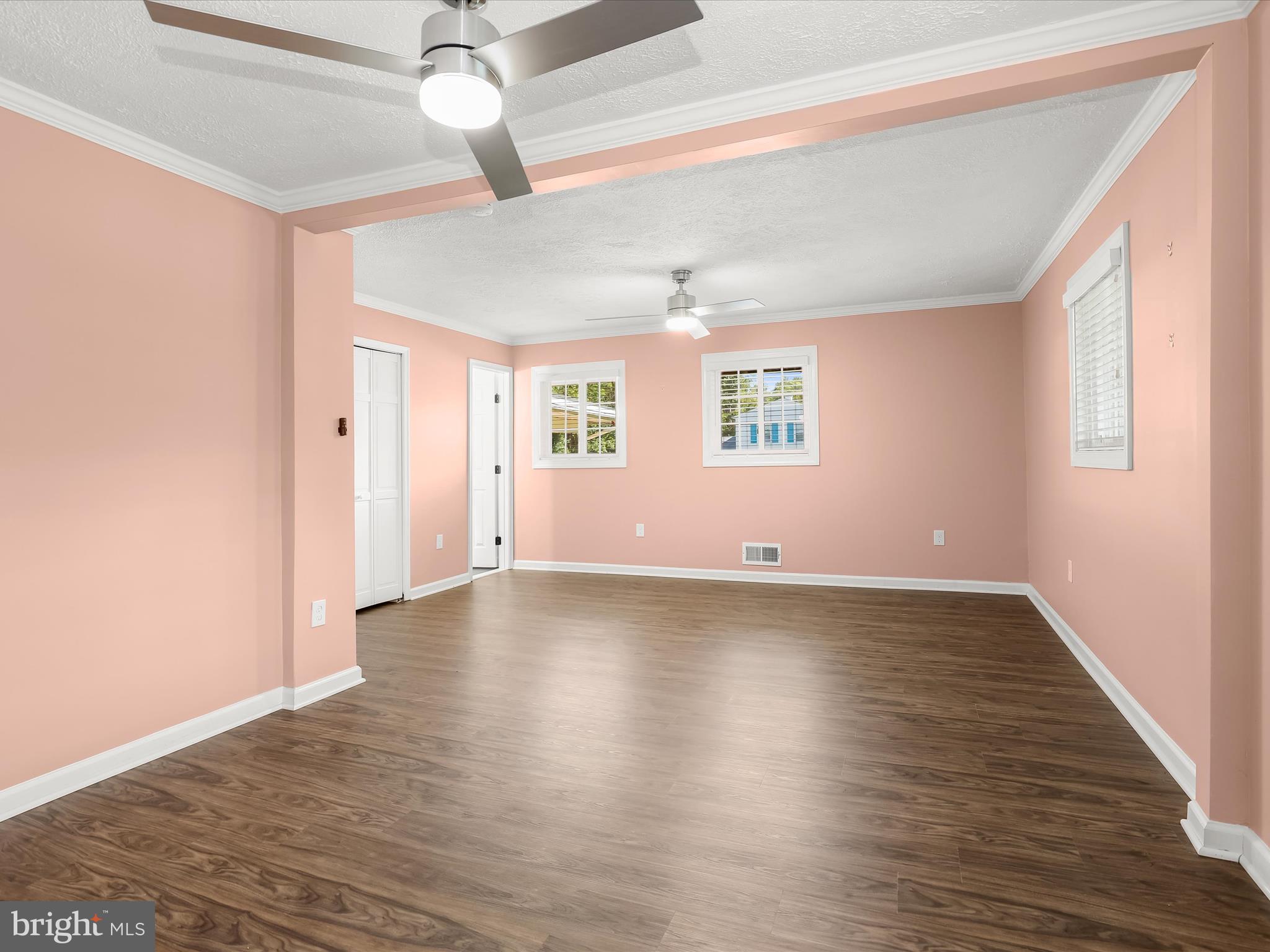 SUTER CIRCLE - Residential