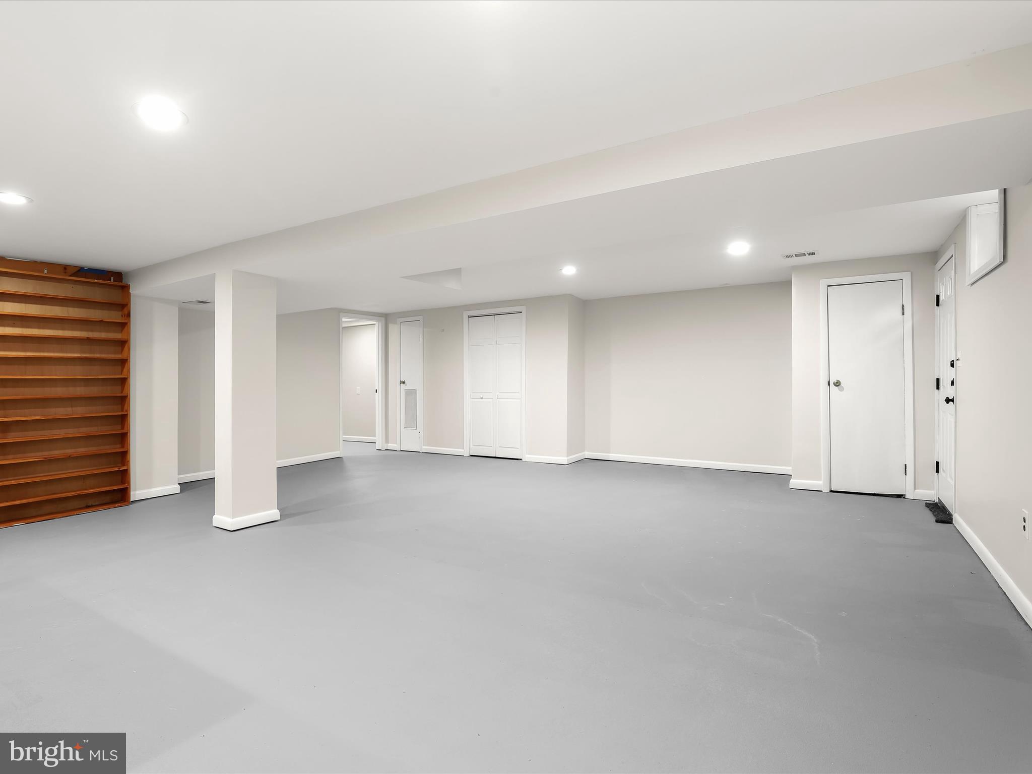 SUTER CIRCLE - Residential