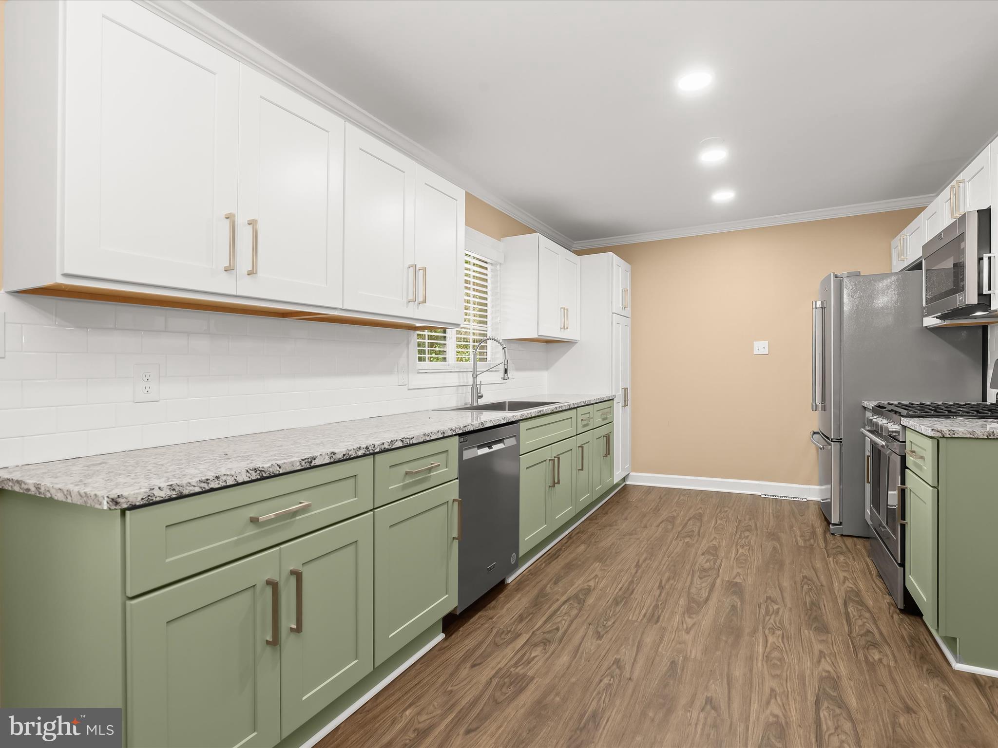 SUTER CIRCLE - Residential