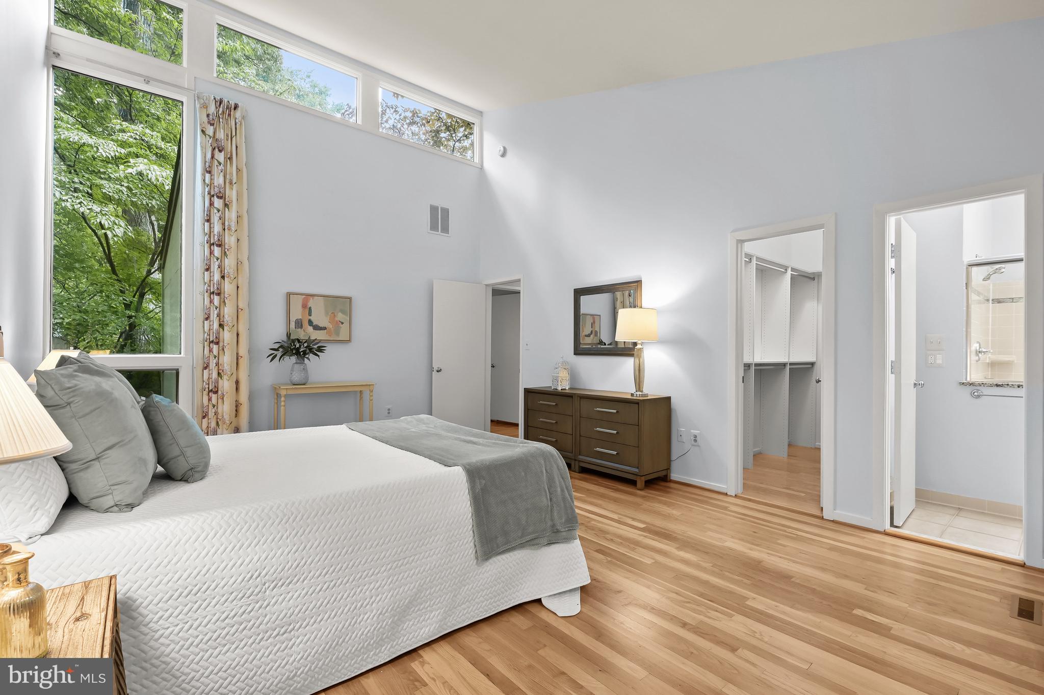 EAST GATE OF POTOMAC - Residential