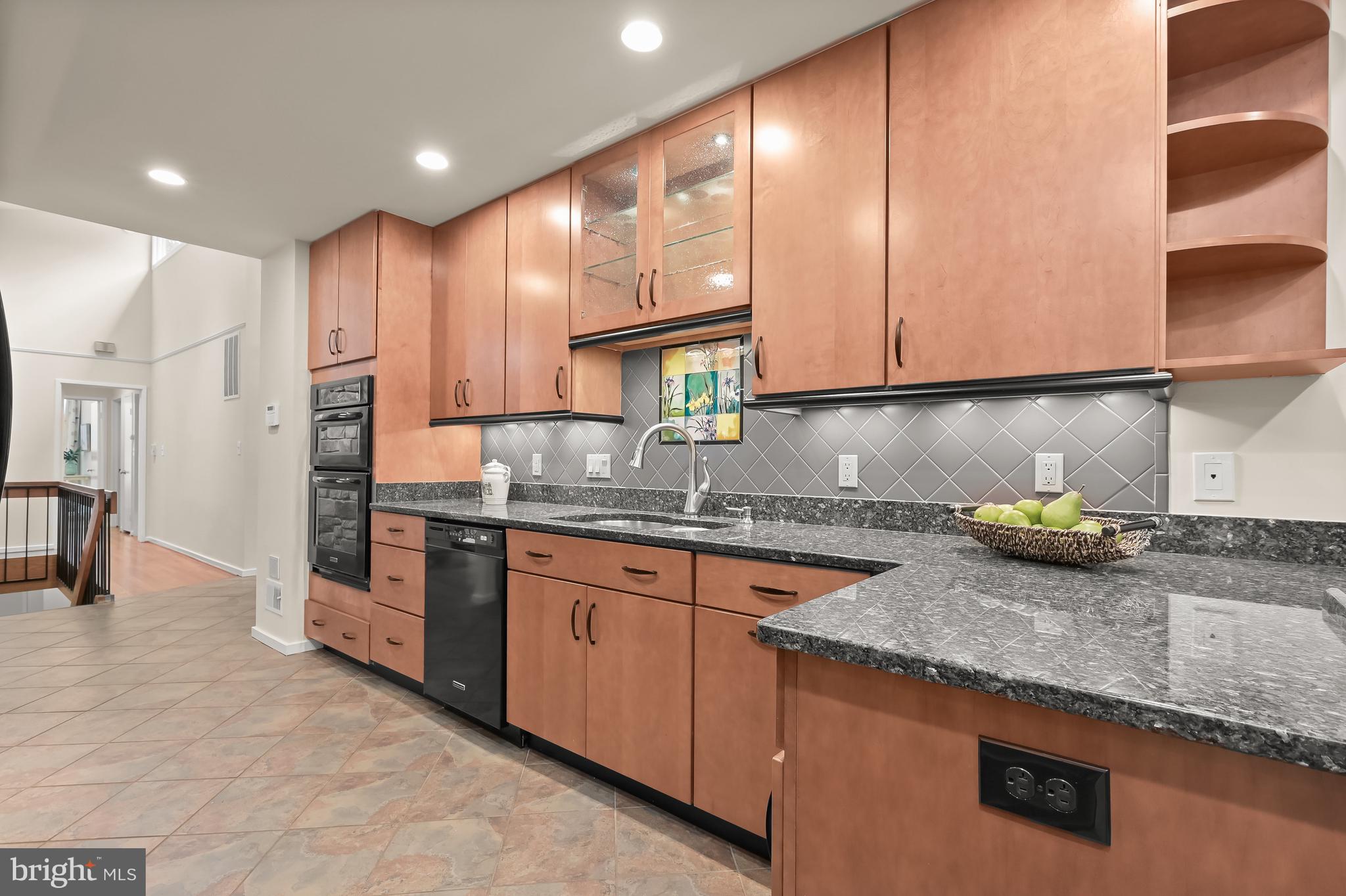 EAST GATE OF POTOMAC - Residential