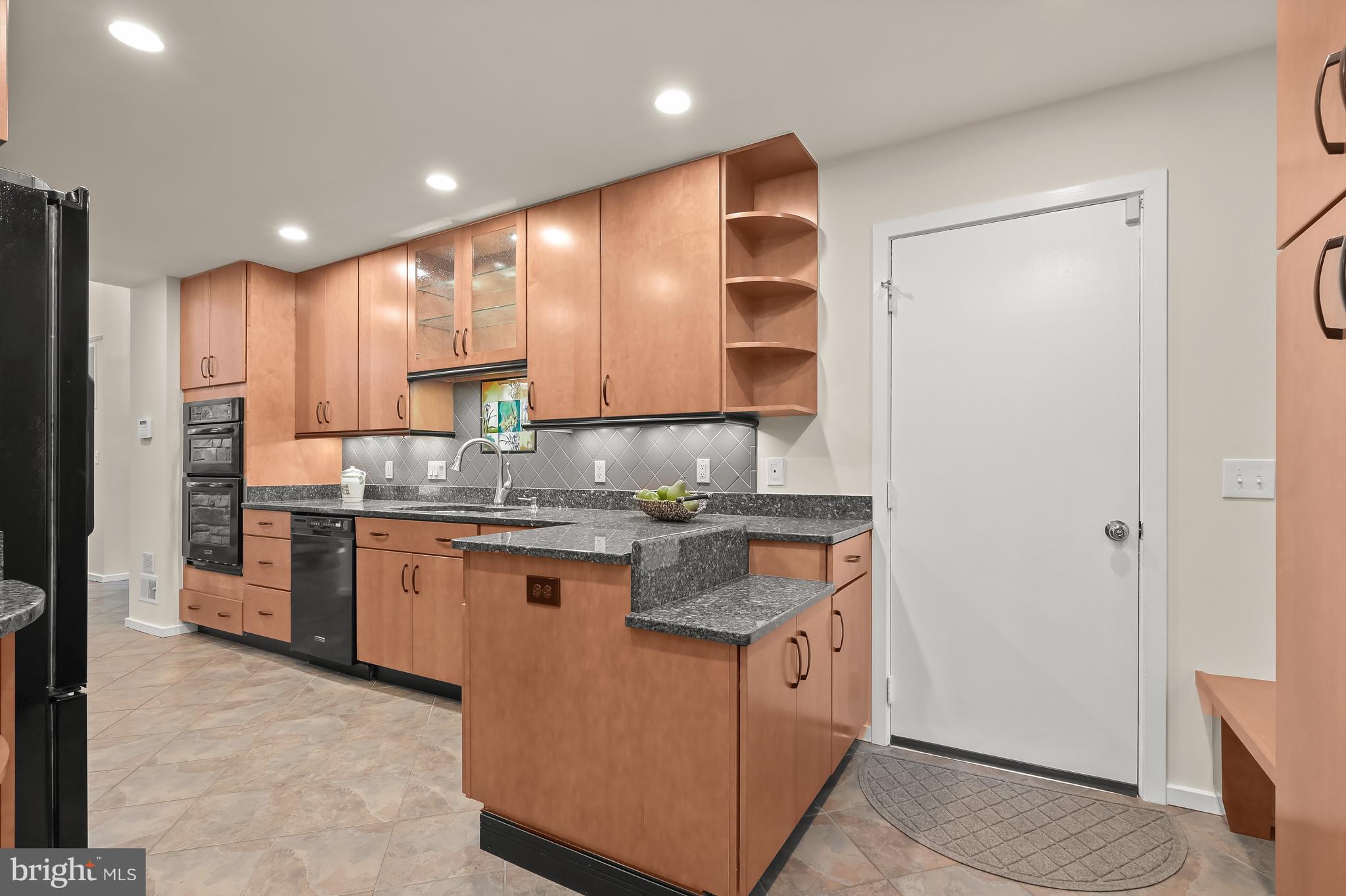 EAST GATE OF POTOMAC - Residential