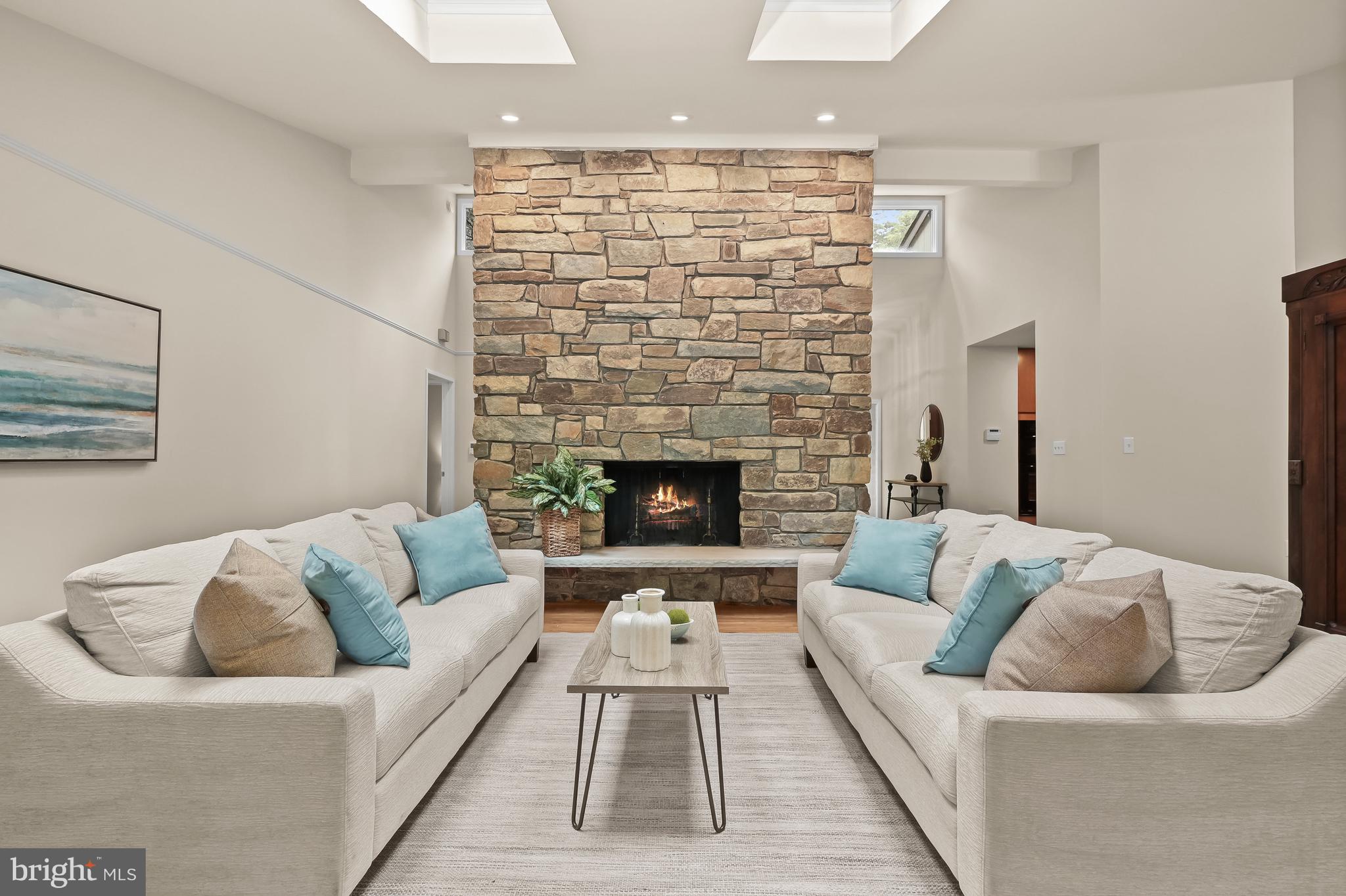 EAST GATE OF POTOMAC - Residential