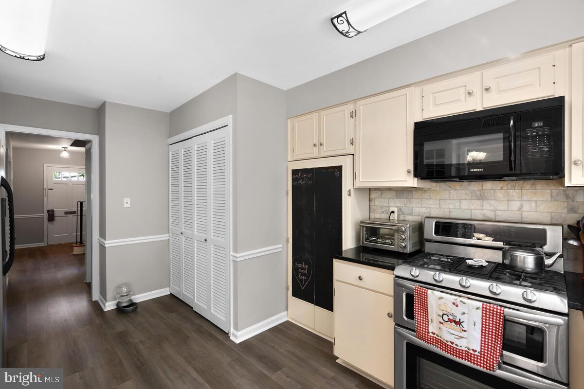CHARLESTOWN - Residential