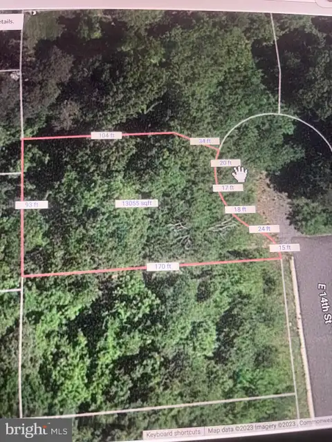 MLS: VAWR2014966