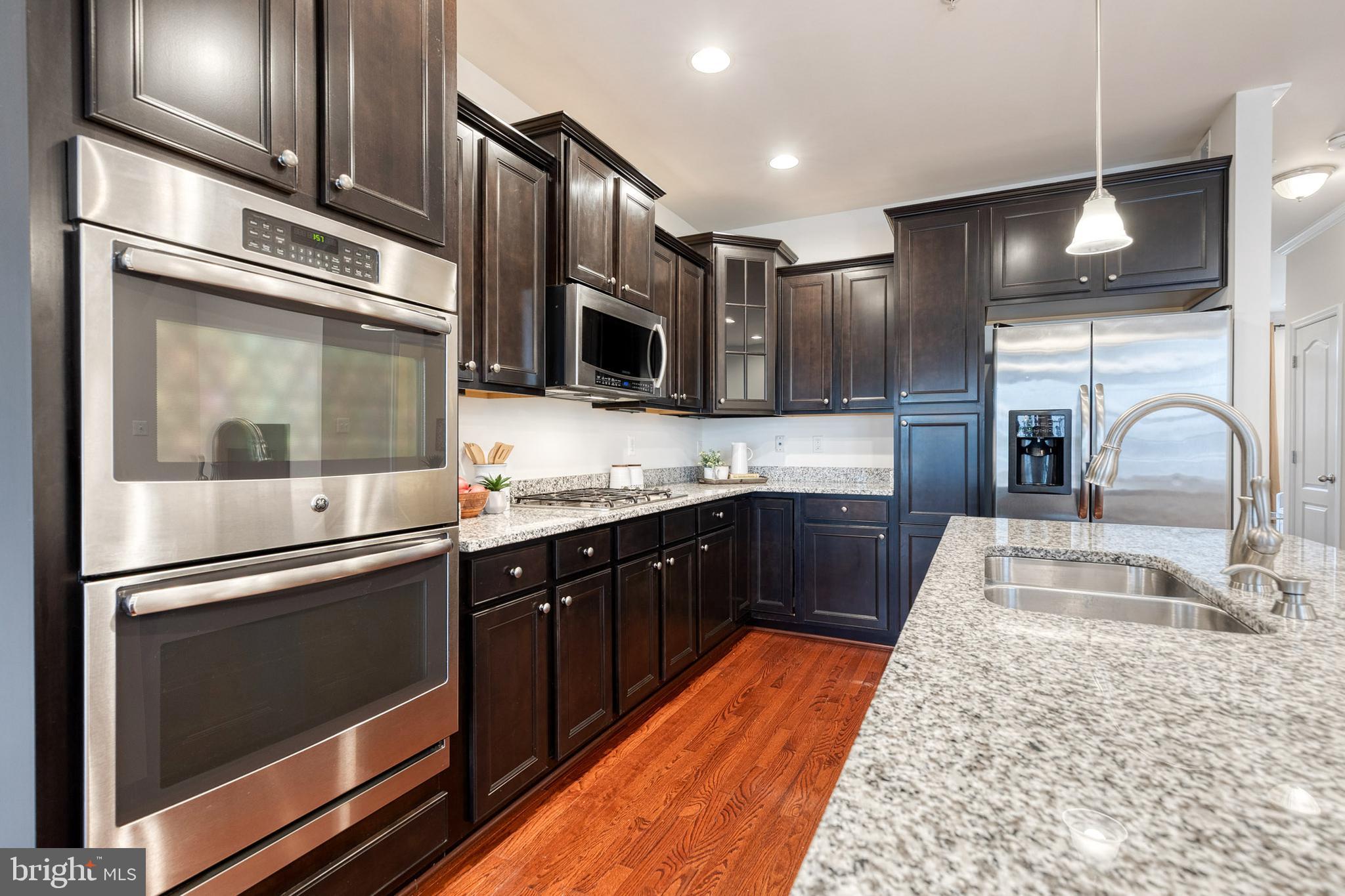 POINTE AT ARUNDEL PRESERVES - Residential