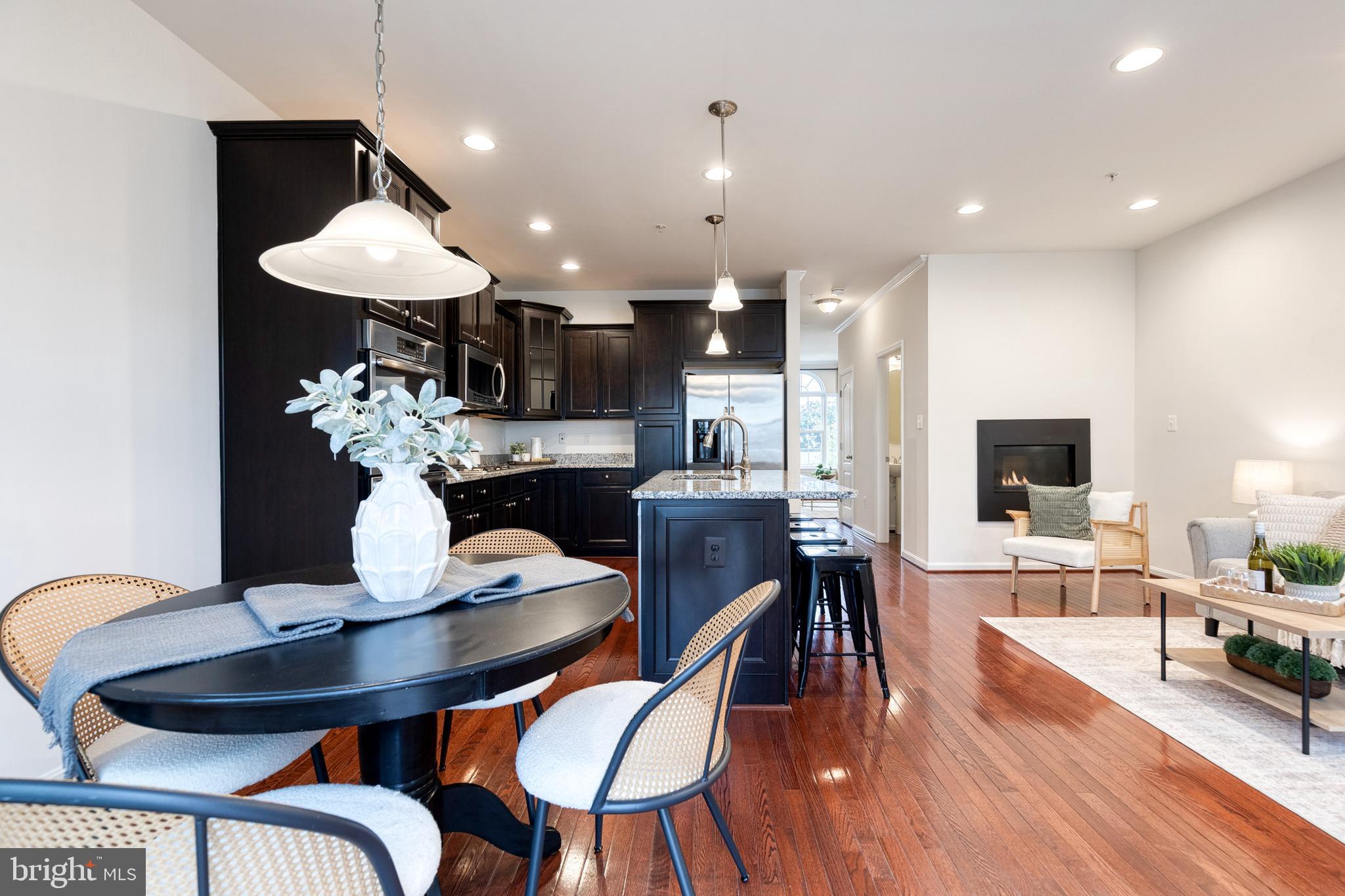 POINTE AT ARUNDEL PRESERVES - Residential