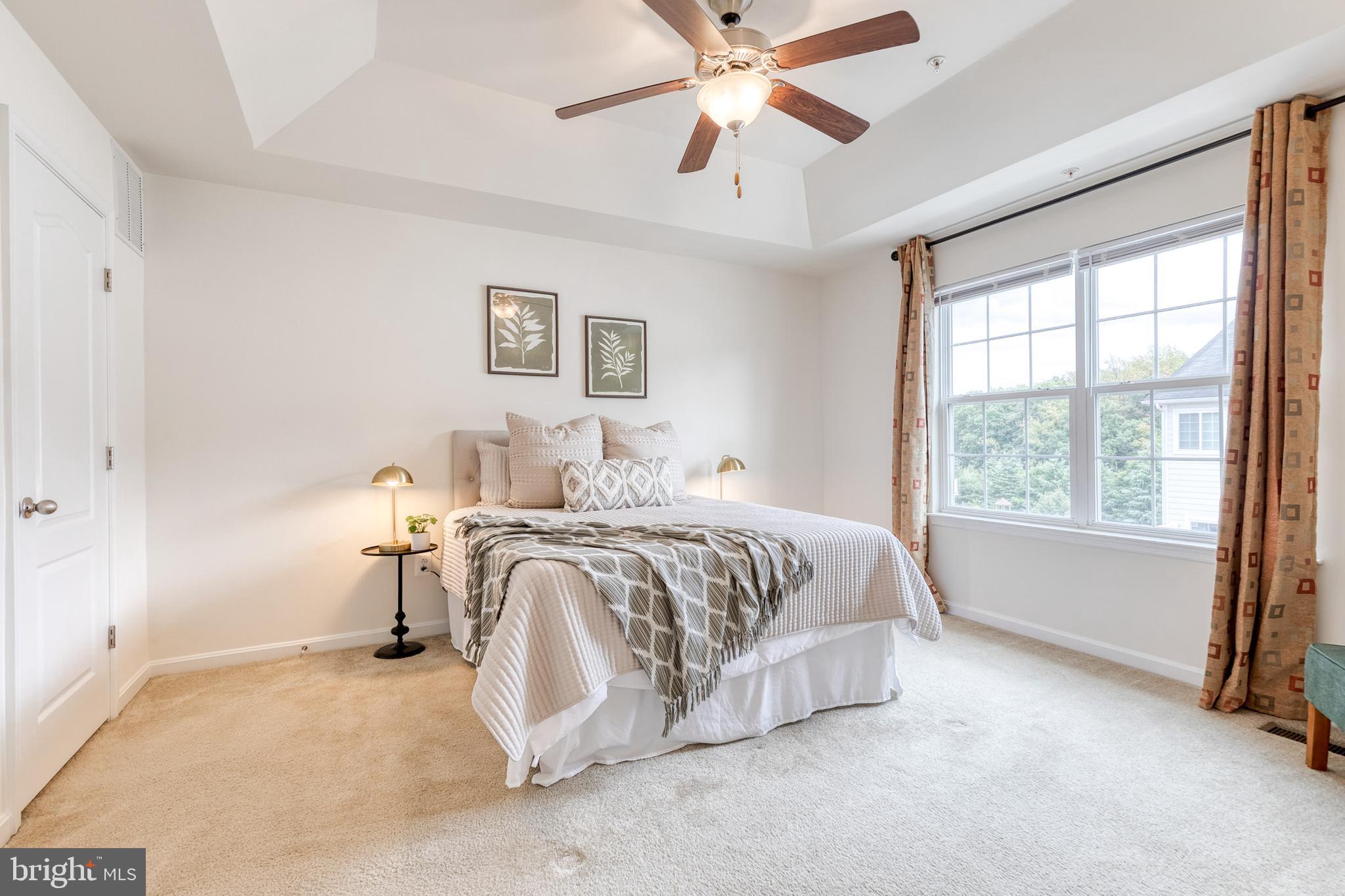 POINTE AT ARUNDEL PRESERVES - Residential