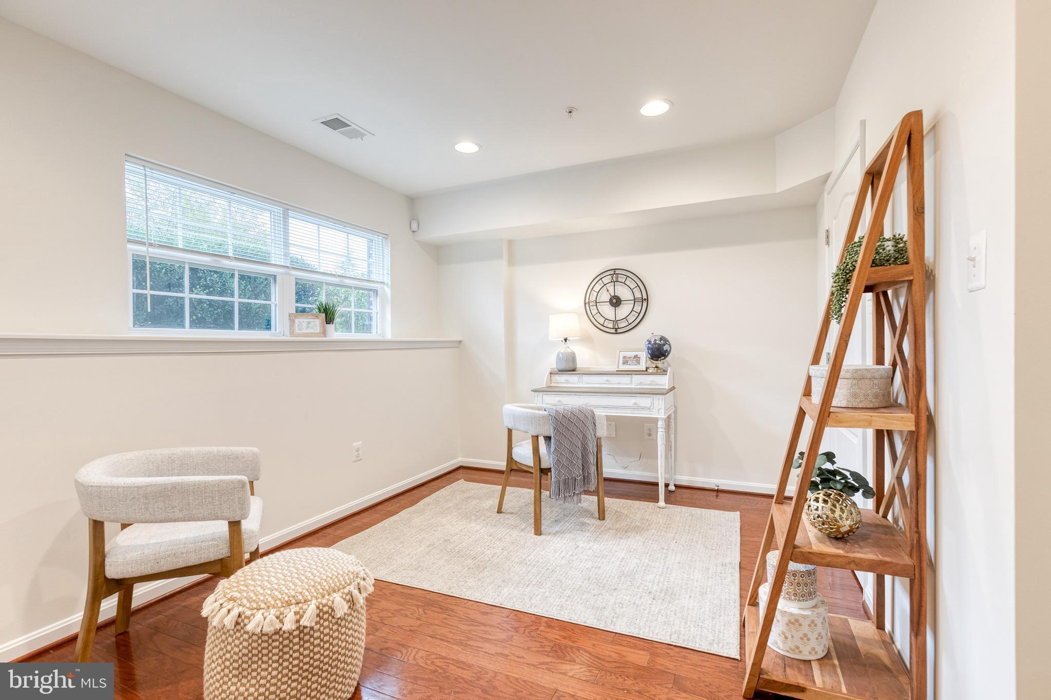 POINTE AT ARUNDEL PRESERVES - Residential