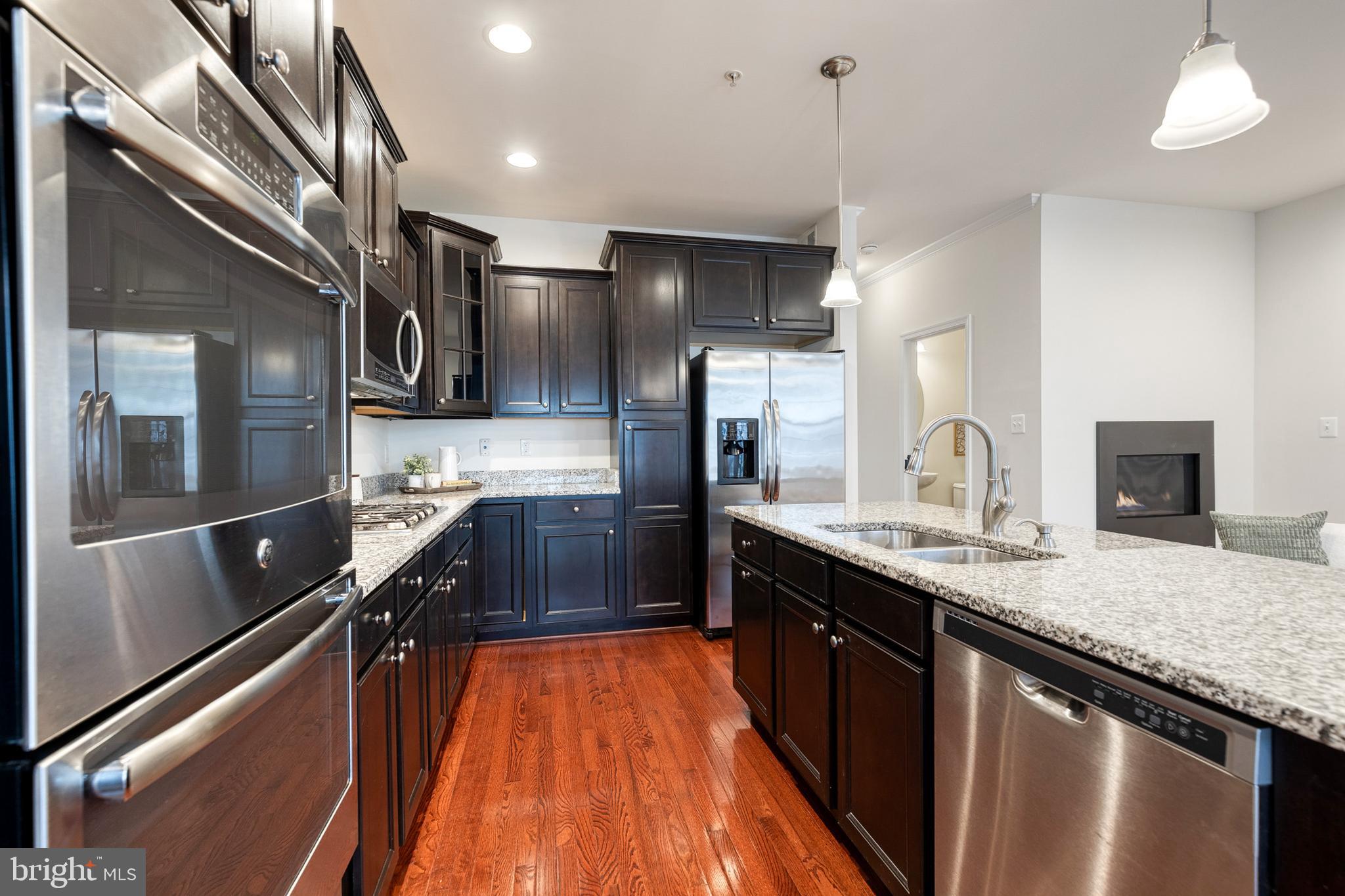 POINTE AT ARUNDEL PRESERVES - Residential