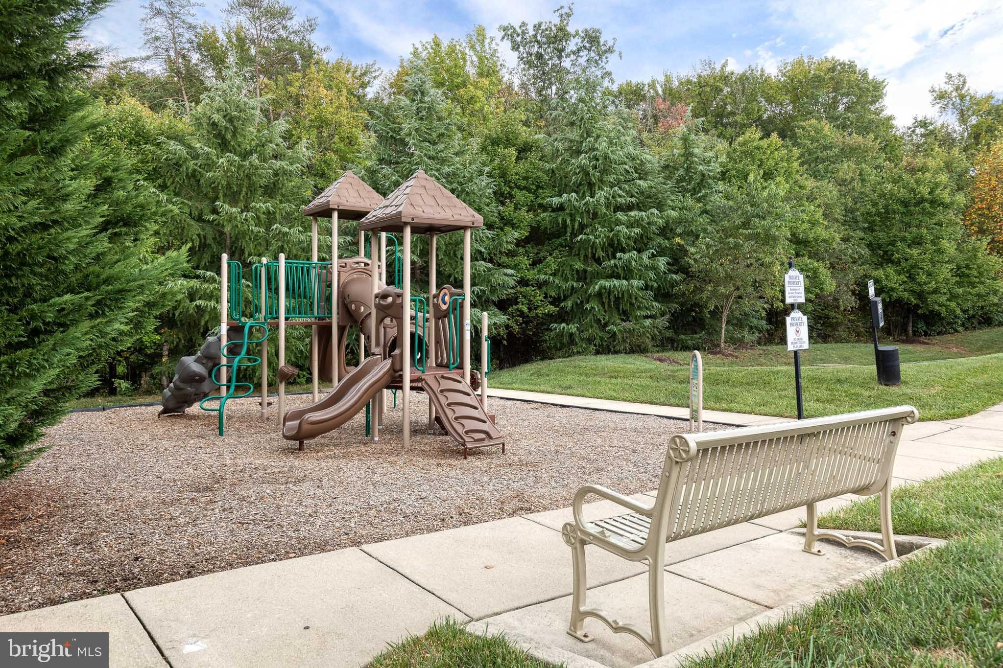 POINTE AT ARUNDEL PRESERVES - Residential